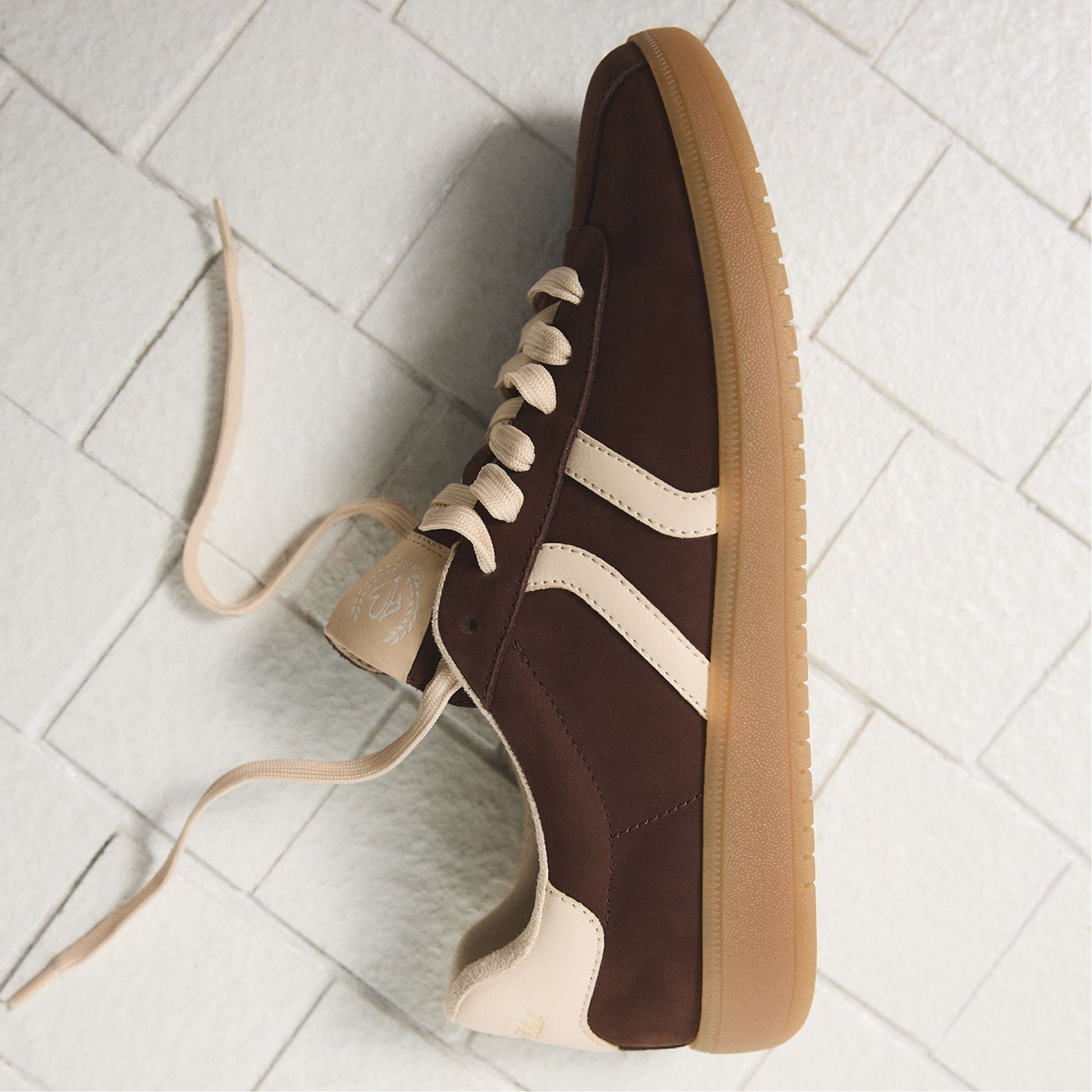 Product media for Chicsneaker2