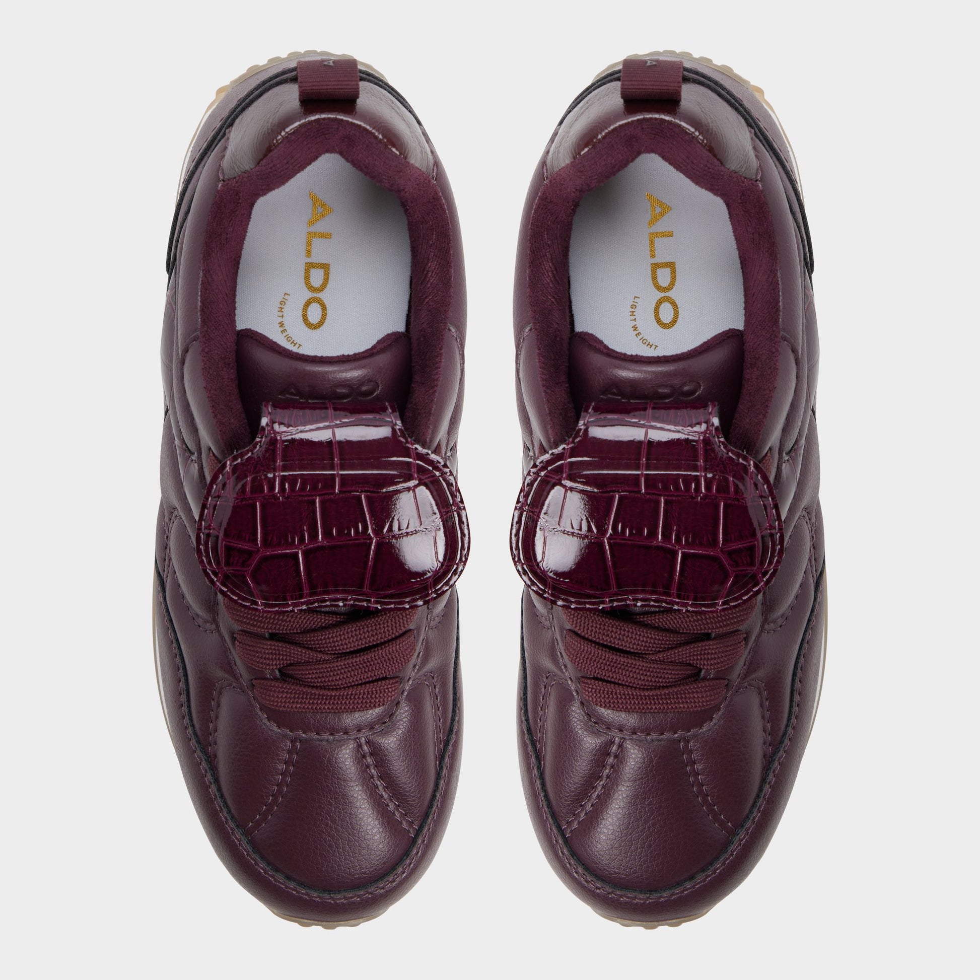 Top-down view of the Bordo Siyara Jogger sneaker
