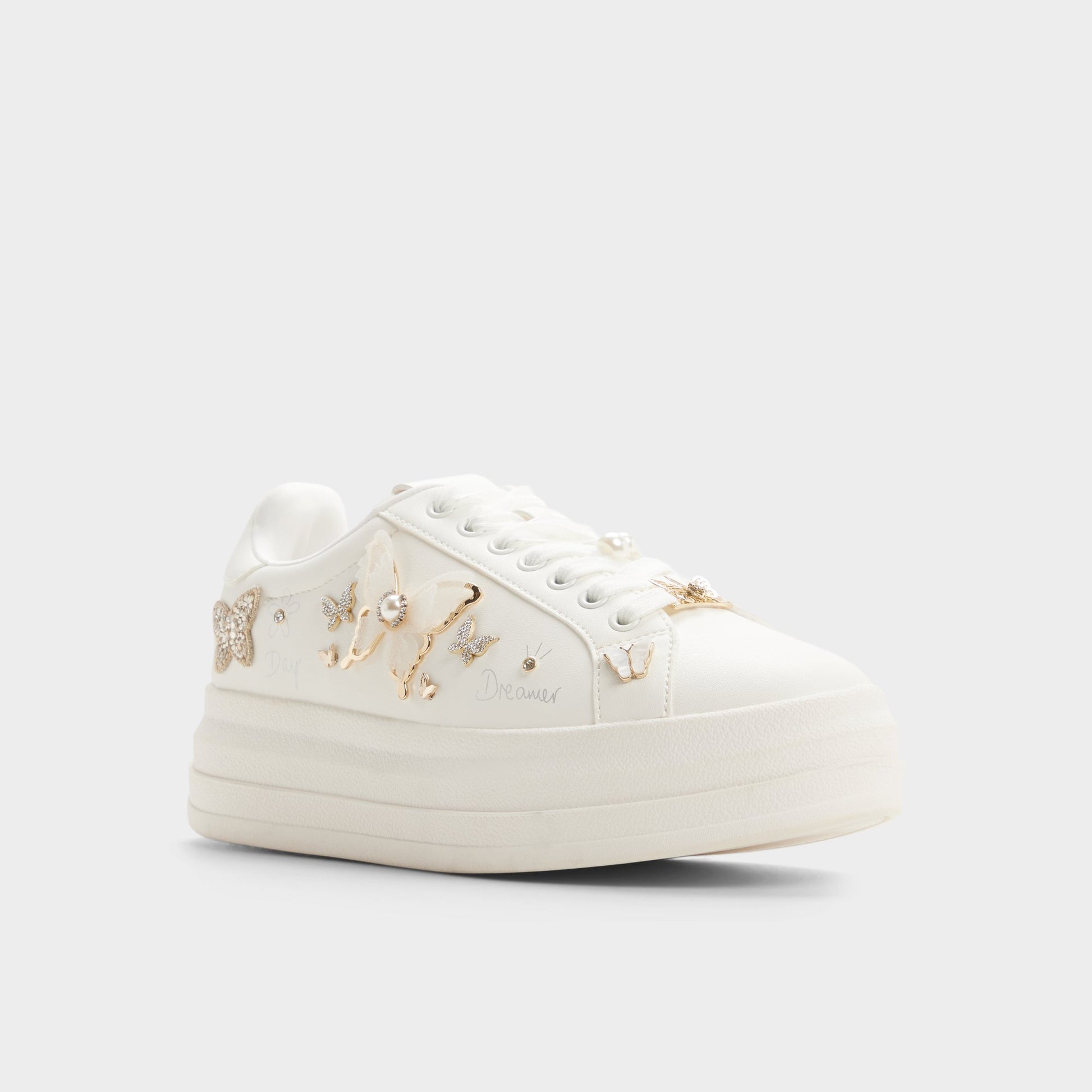 Three-quarter angle of White Pearlwing2 Sneaker's front side