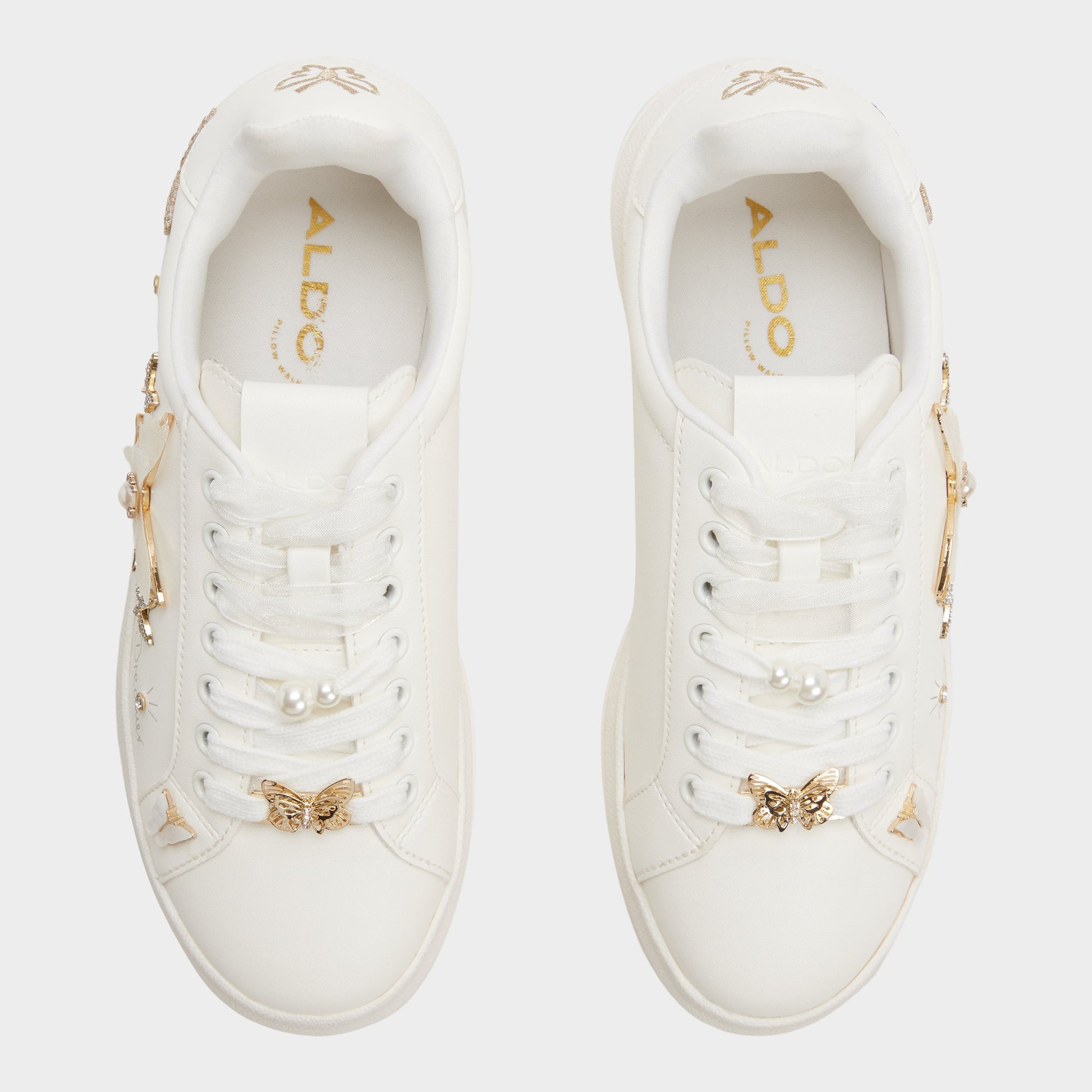 Top-down view of the White Pearlwing2 Sneaker