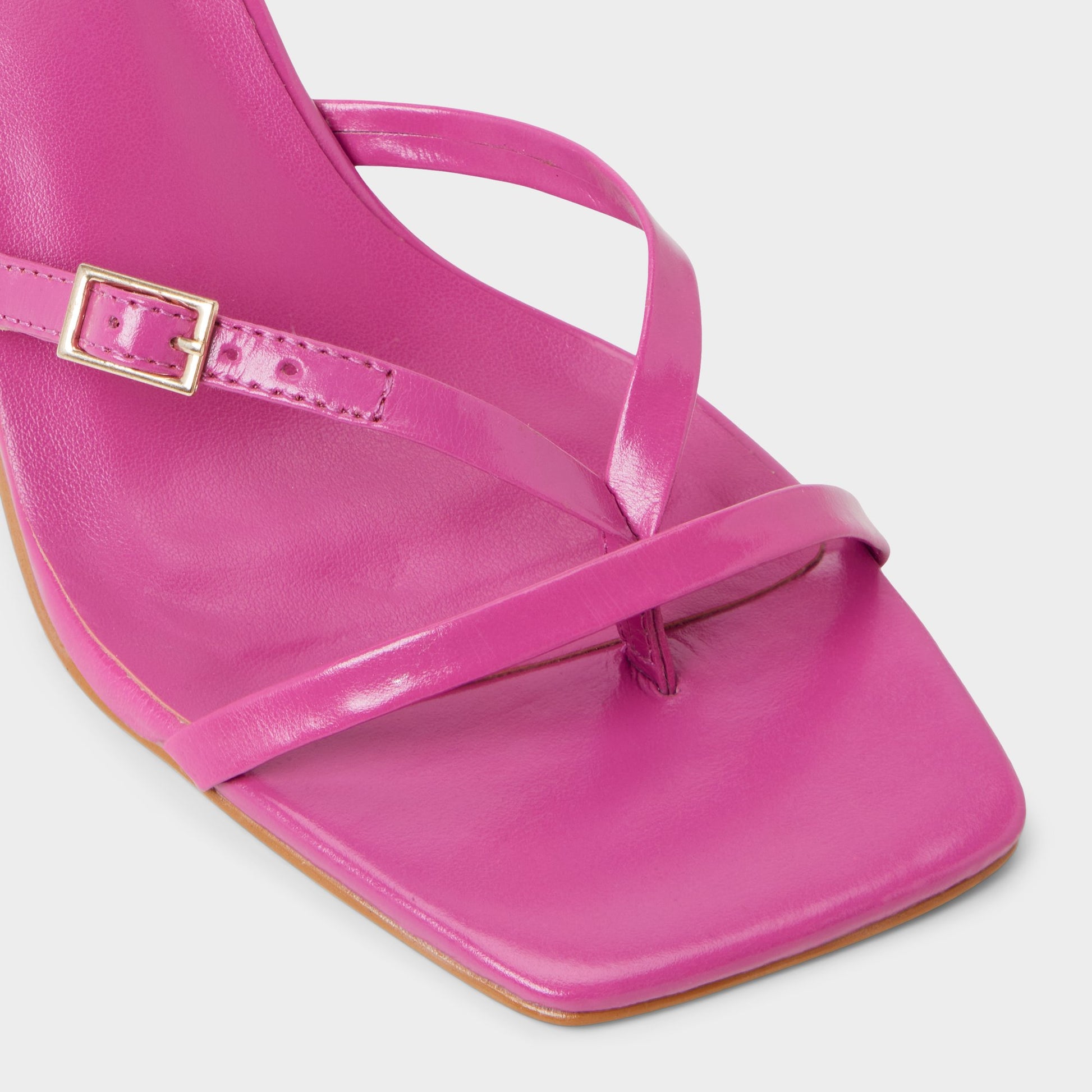 Close-up of the Dark Pink Gannever Heeled flip flop