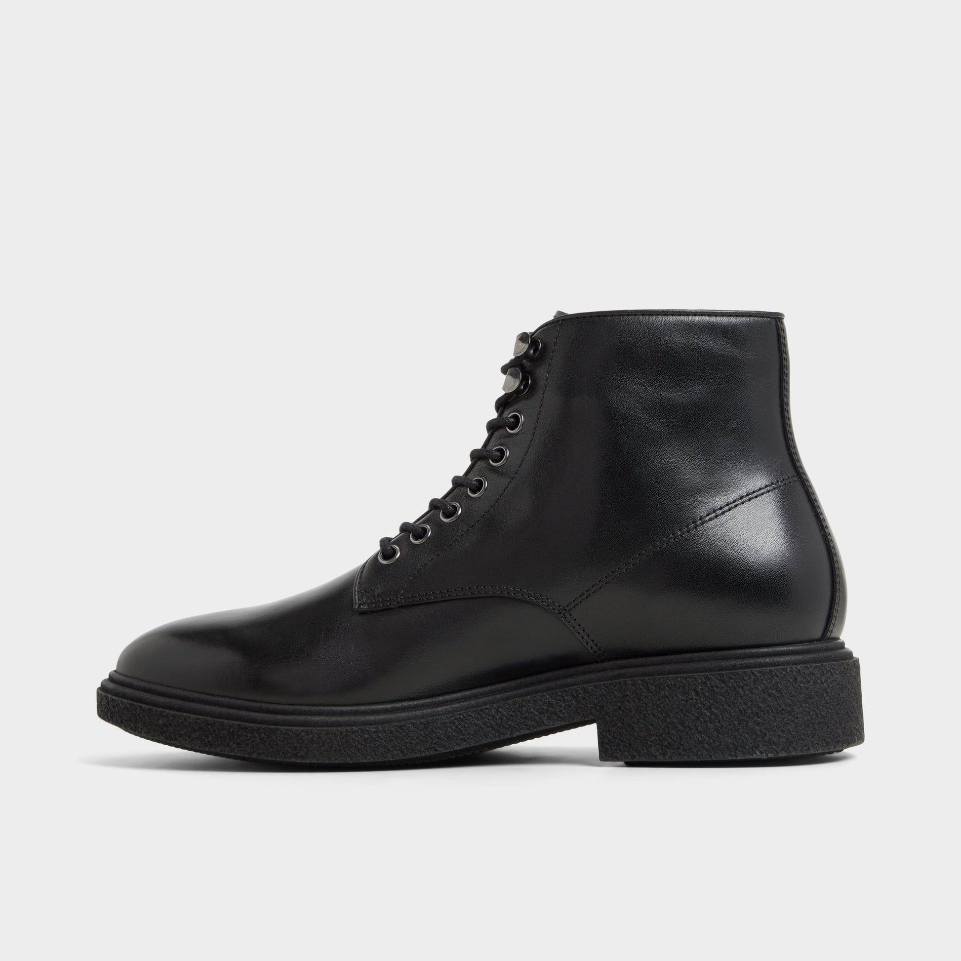 Vue latérale de Noir Waltonn Botte lacée