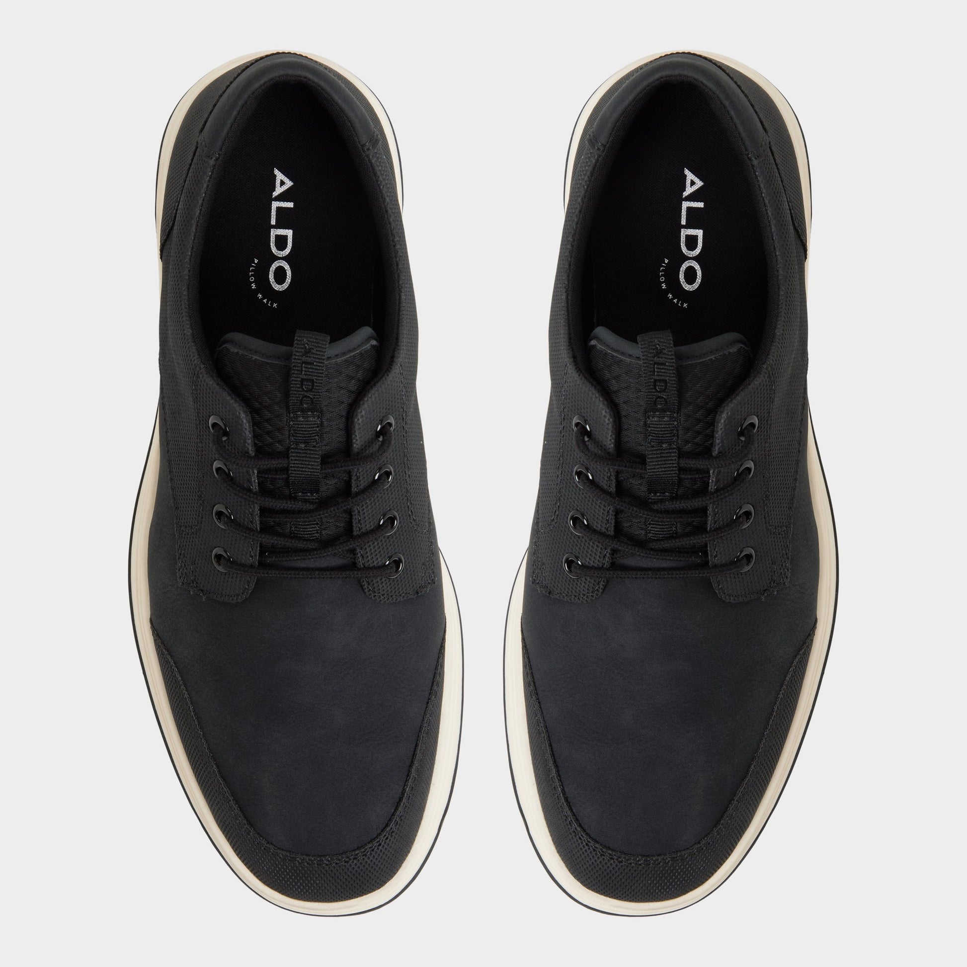 Top-down view of the Black Konnorr Oxford shoe
