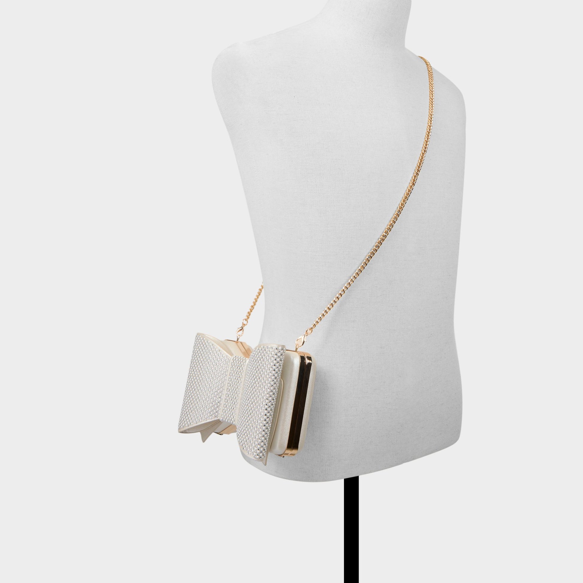 Product media for Dressboww