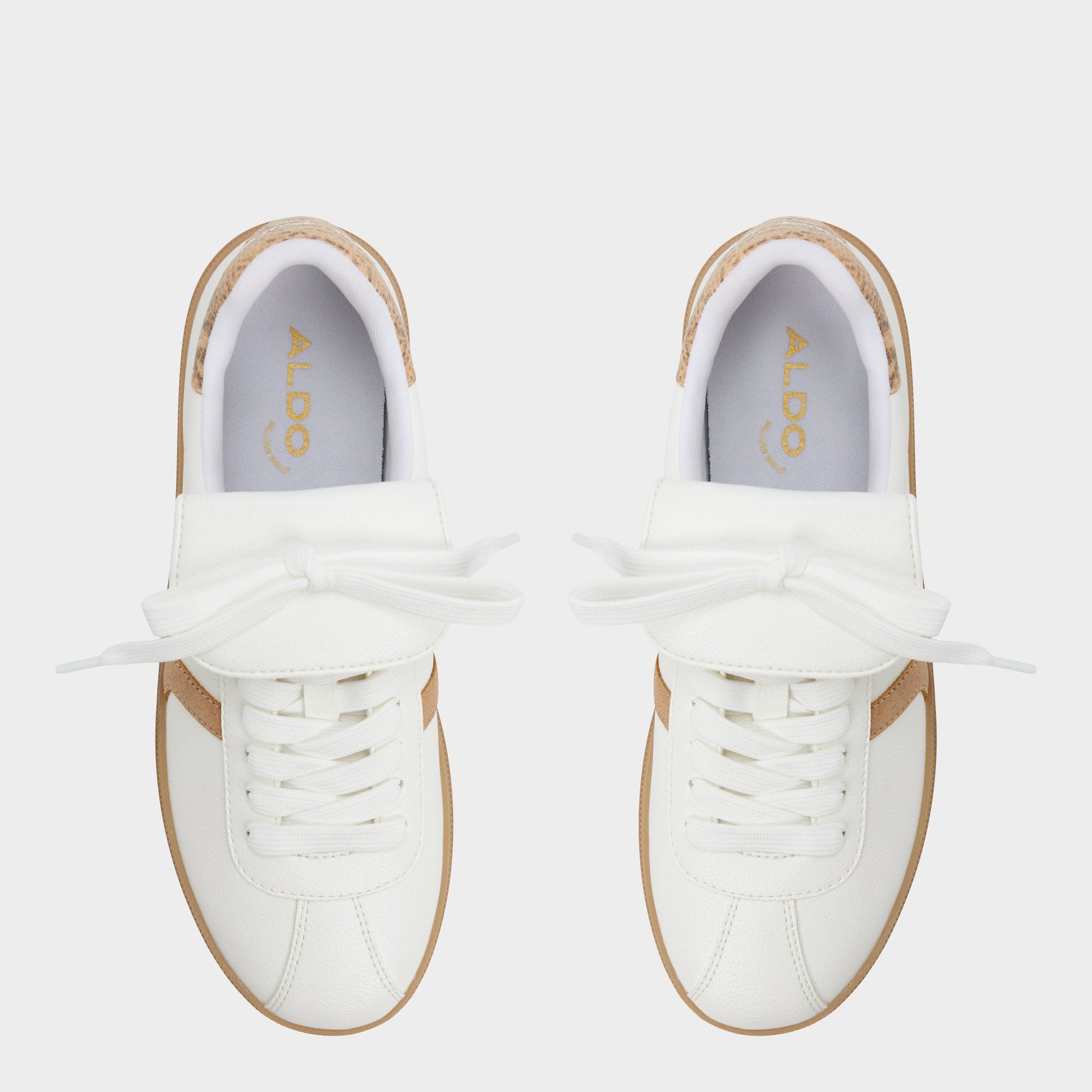 Top-down view of the Natural Itsneaker Sneaker