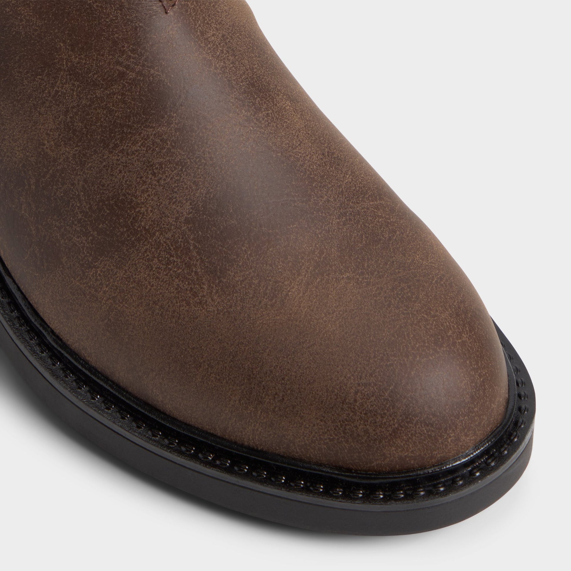 Close-up of the Dark brown Faverwham Chelsea boot