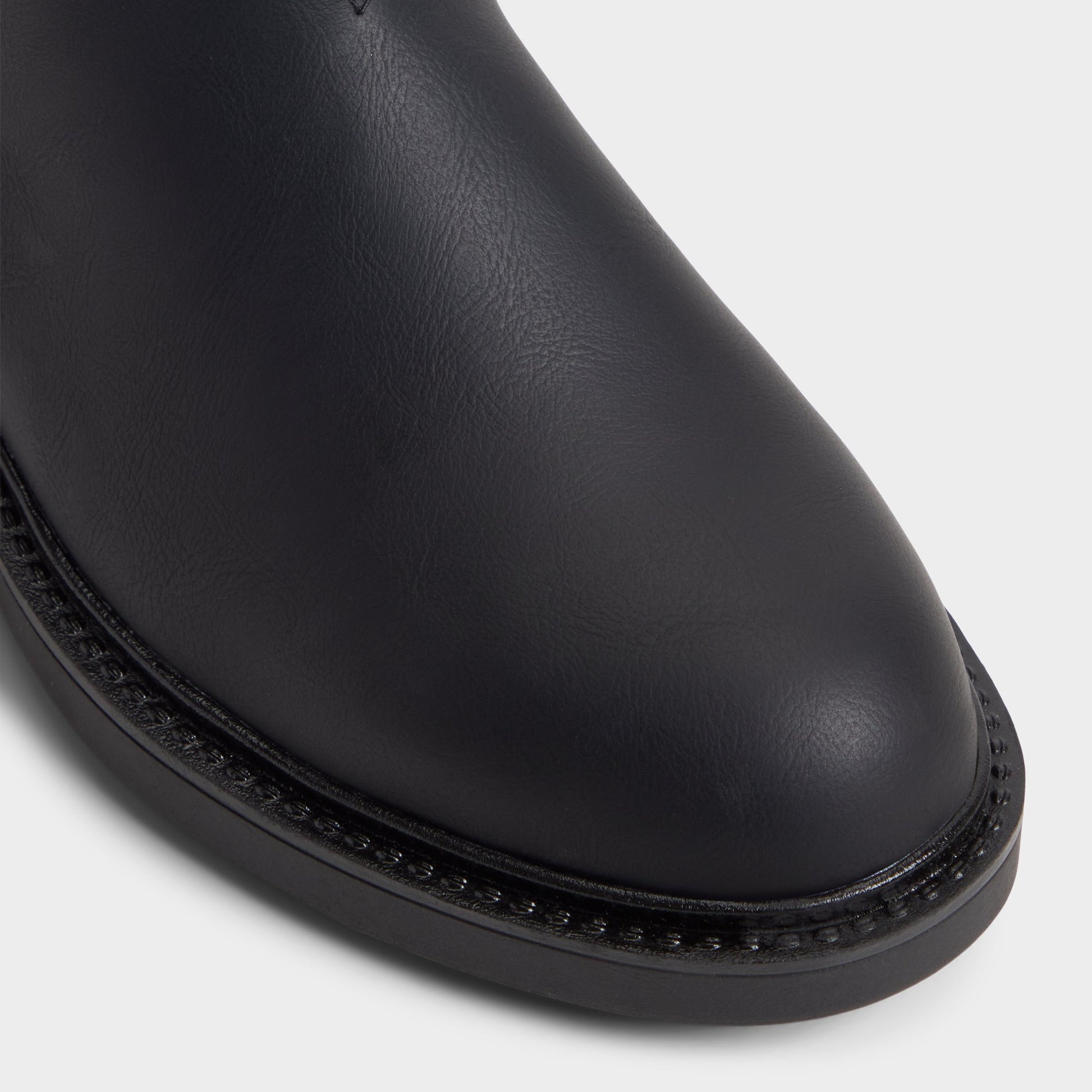 Close-up of the Black Faverwham Chelsea boot