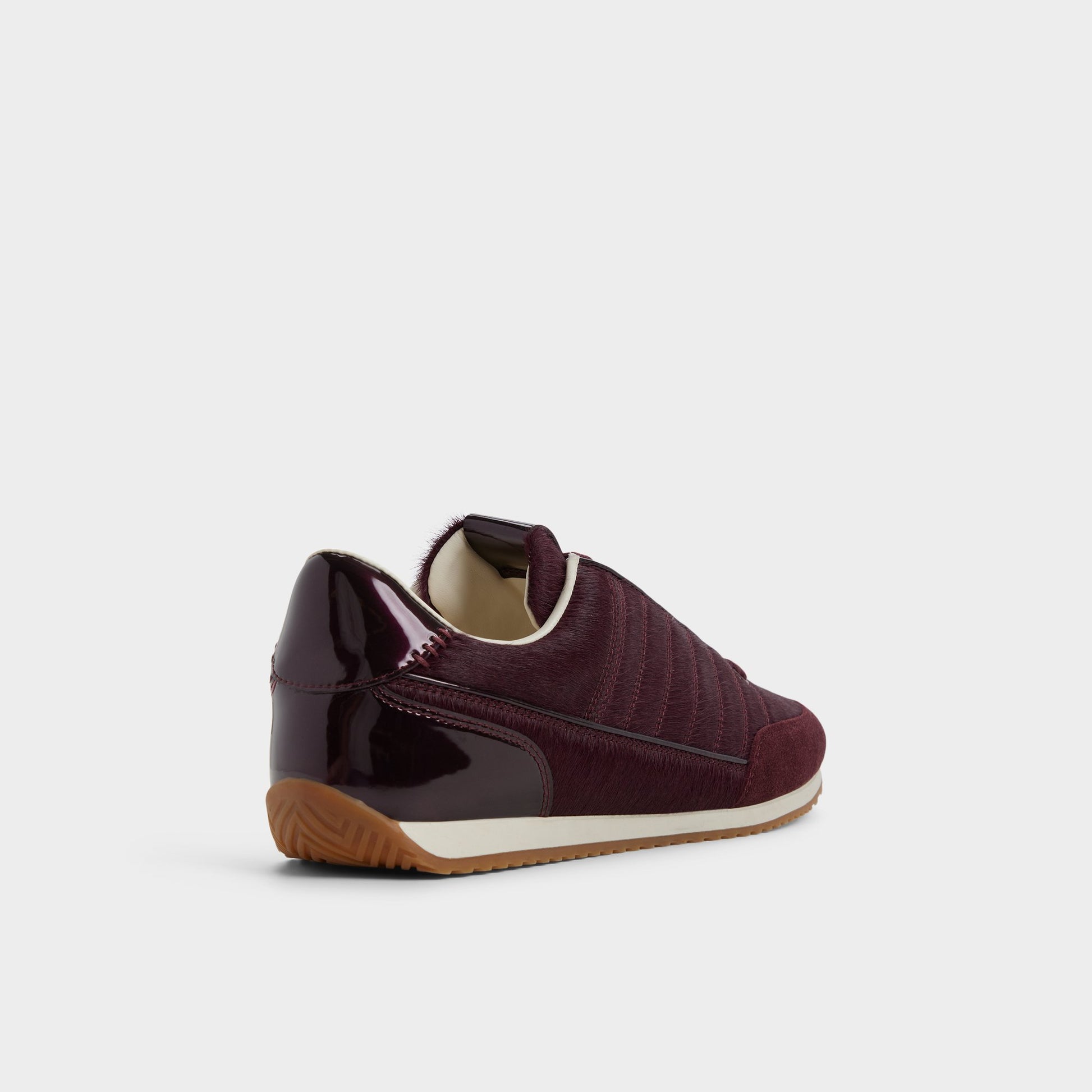 Three-quarter angle of Bordo Rocko Oxford shoe's back side