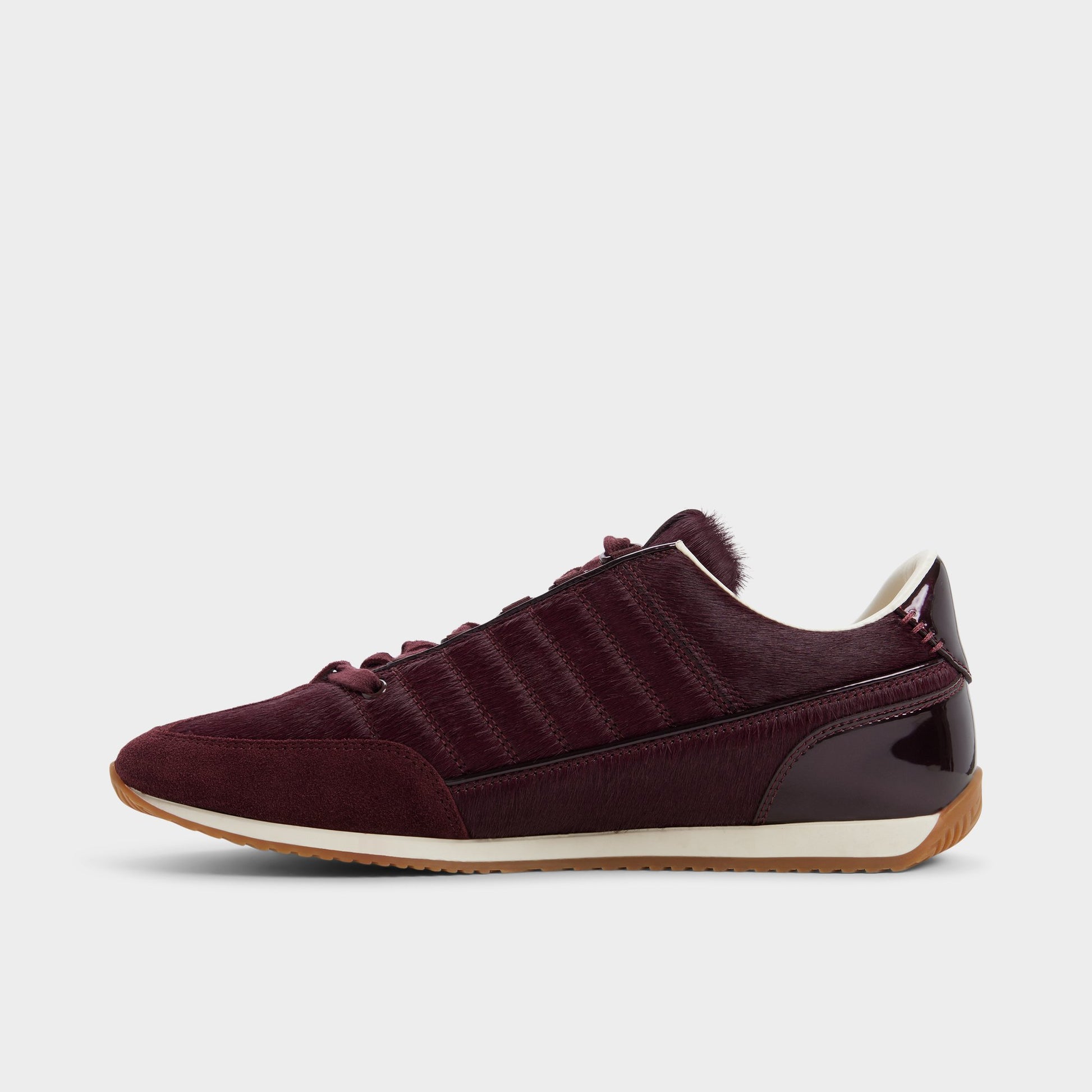 Side view of Bordo Rocko Oxford shoe