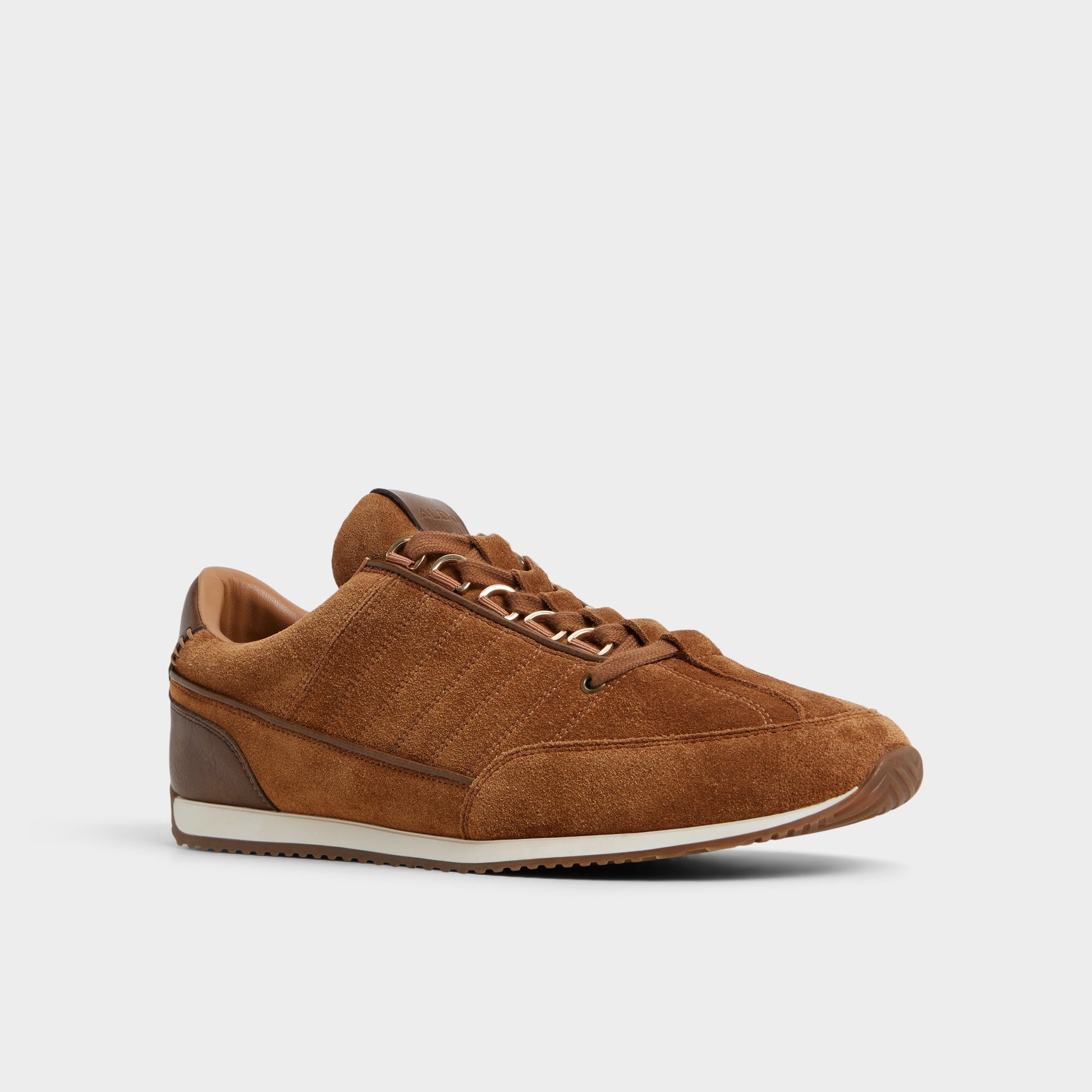 Three-quarter angle of Light brown Rocko Low top sneaker's front side