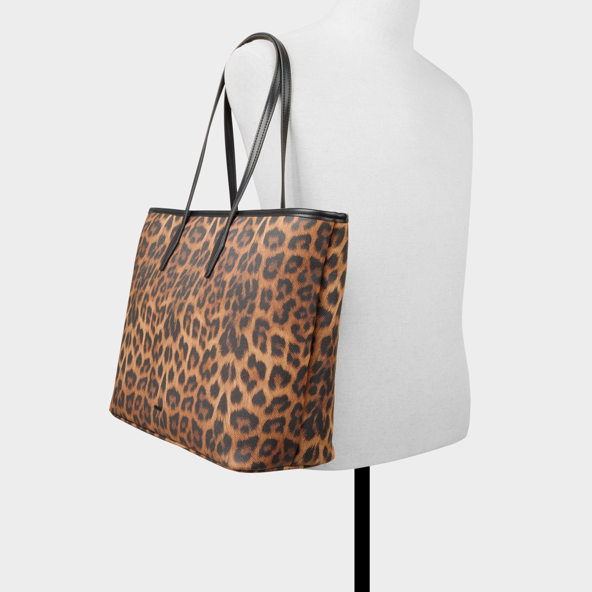 Product media for Everythingtote