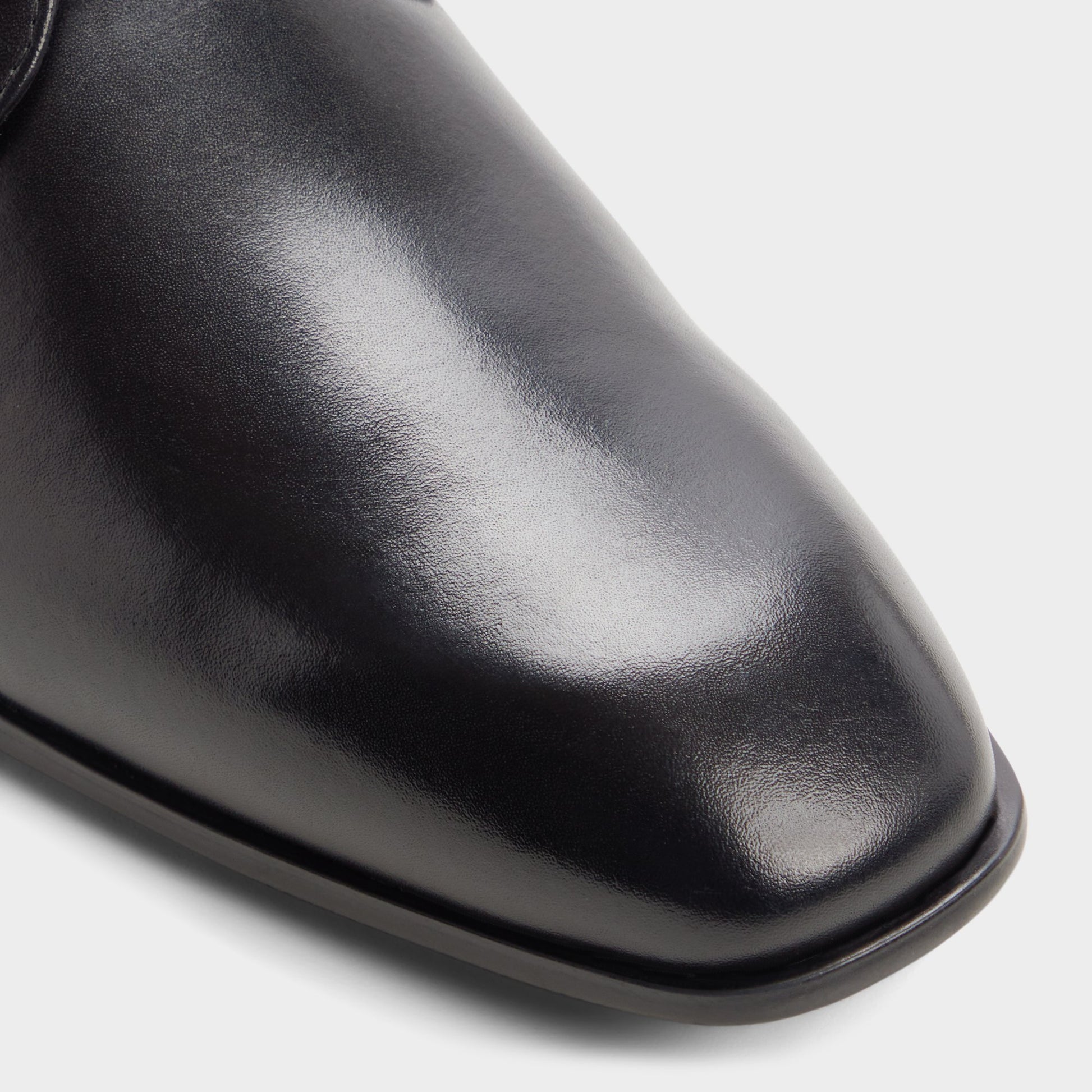 Gros plan de la Autre Noir Felippe-in Chaussure derby