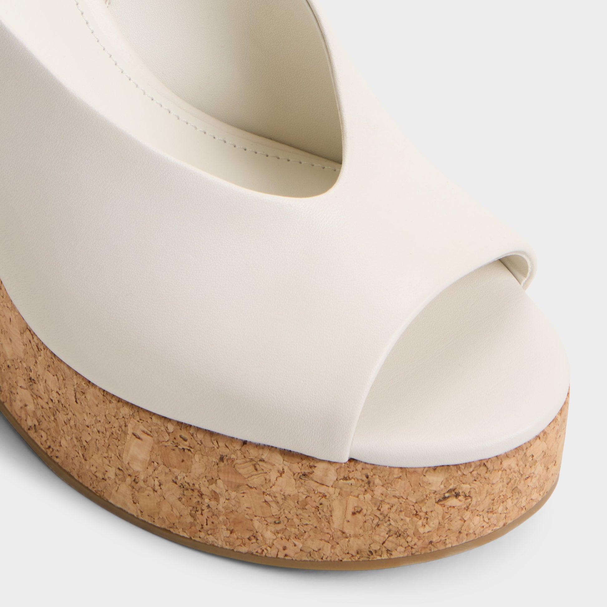 Close-up of the White/bone Tatianah