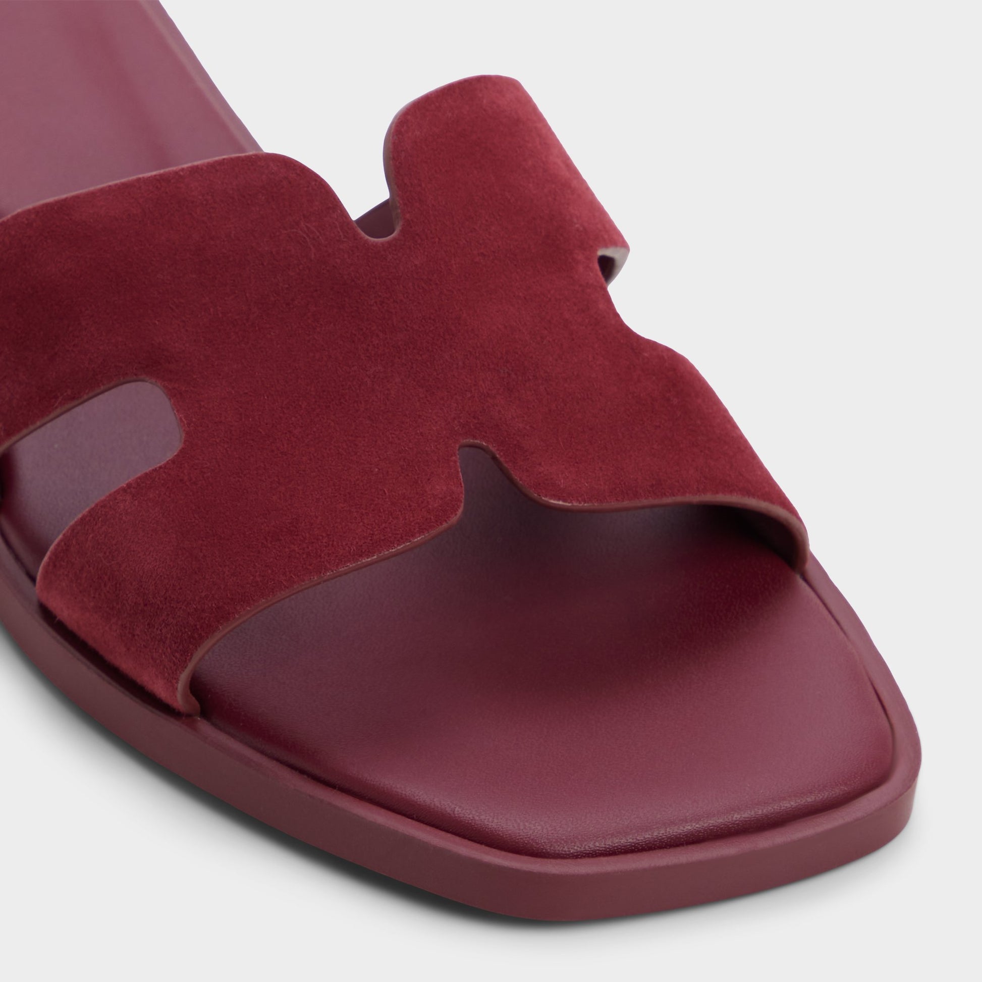 Close-up of the Bordo Itsandal Slide sandal