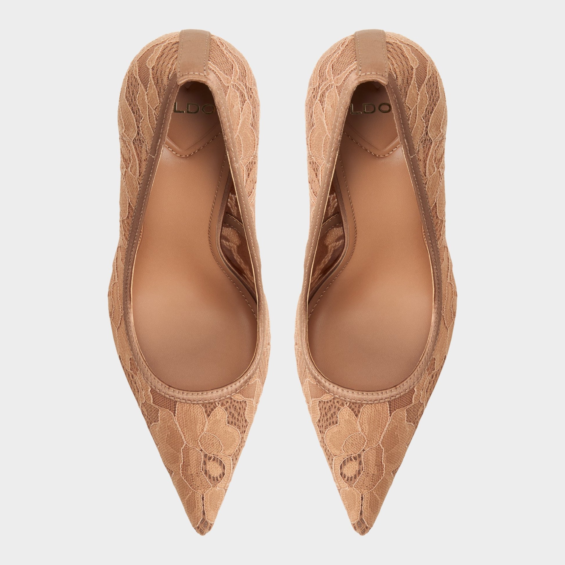 Top-down view of the Medium brown Starrla Pump