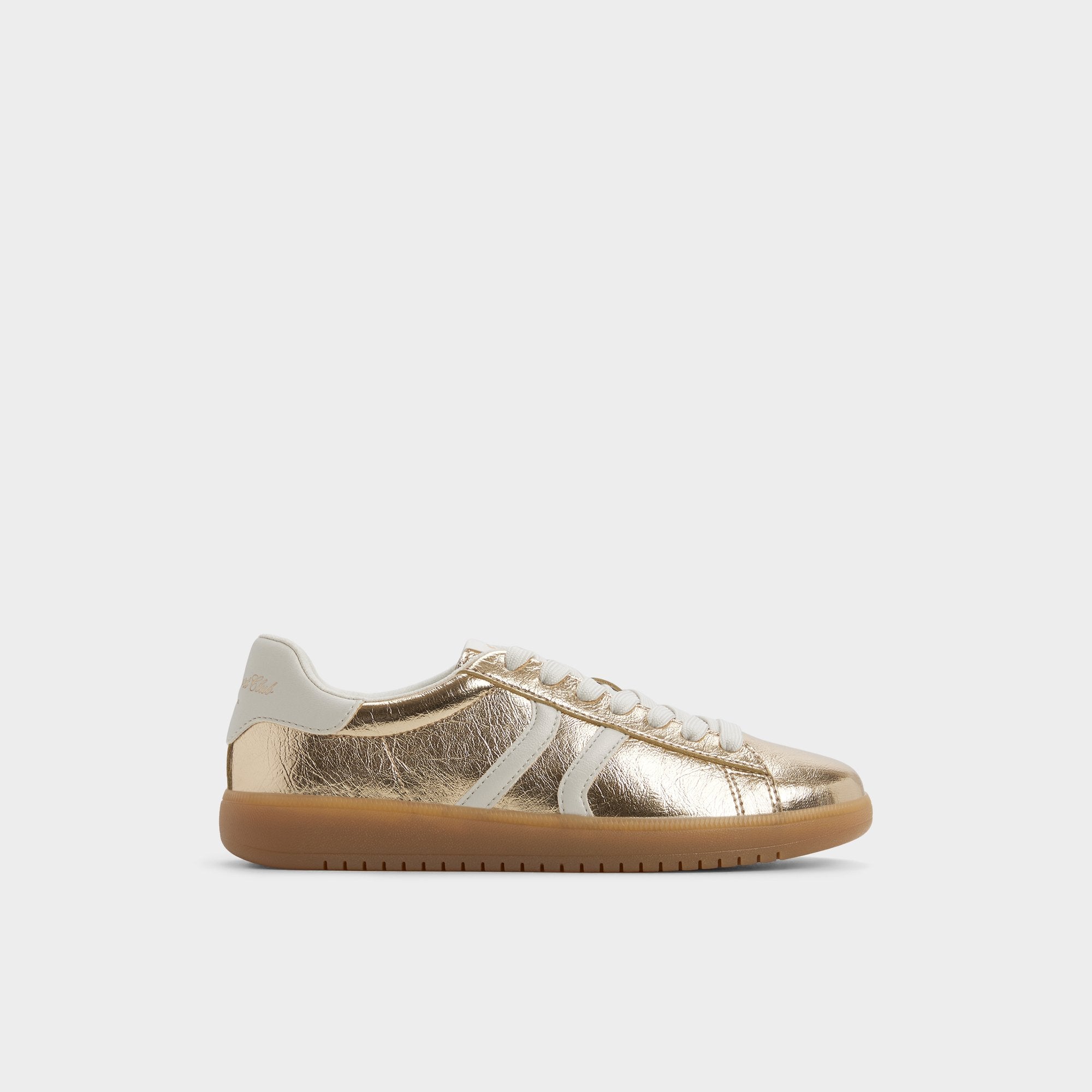 Chicsneaker2