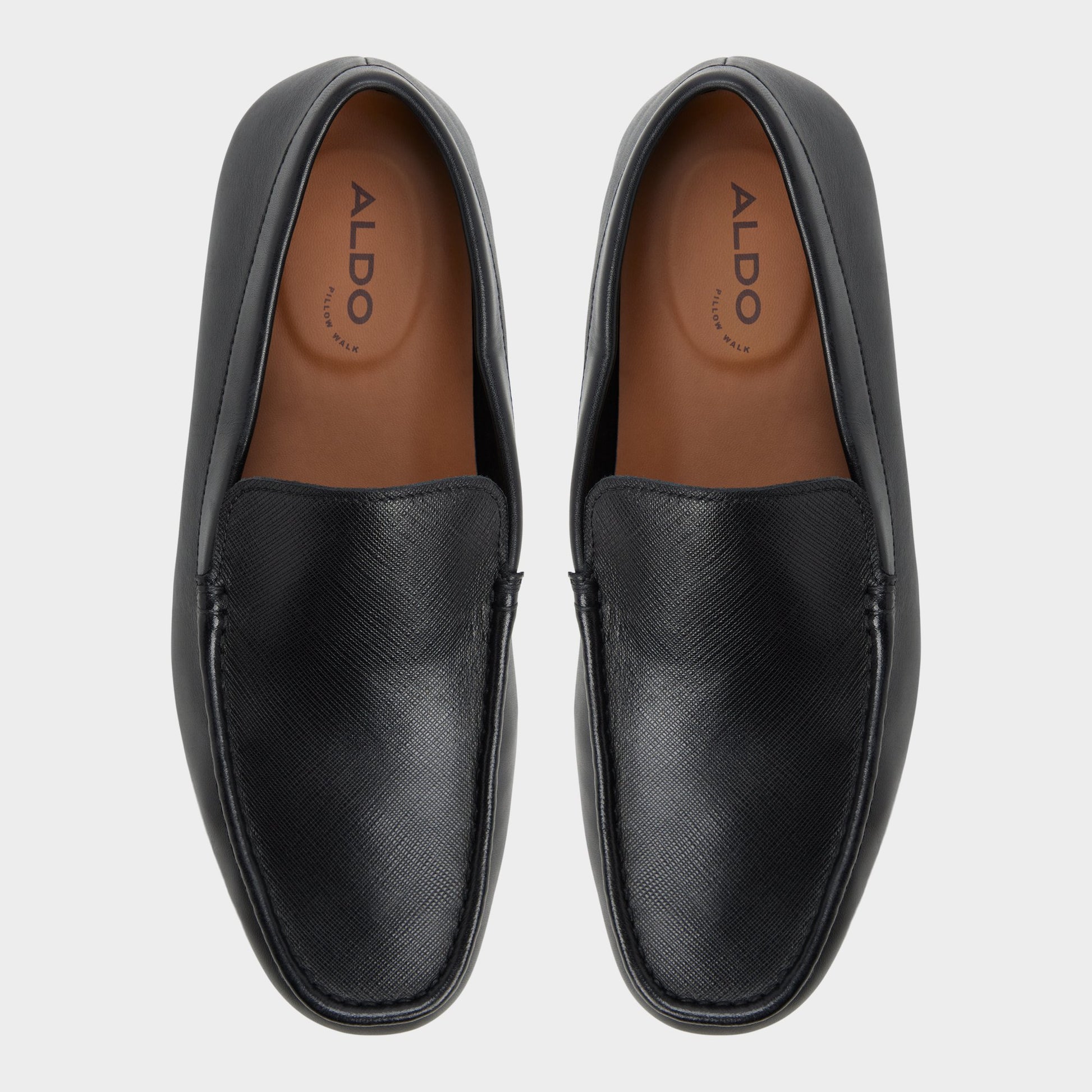 Vue de dessus de la Noir Zigosh Mocassin