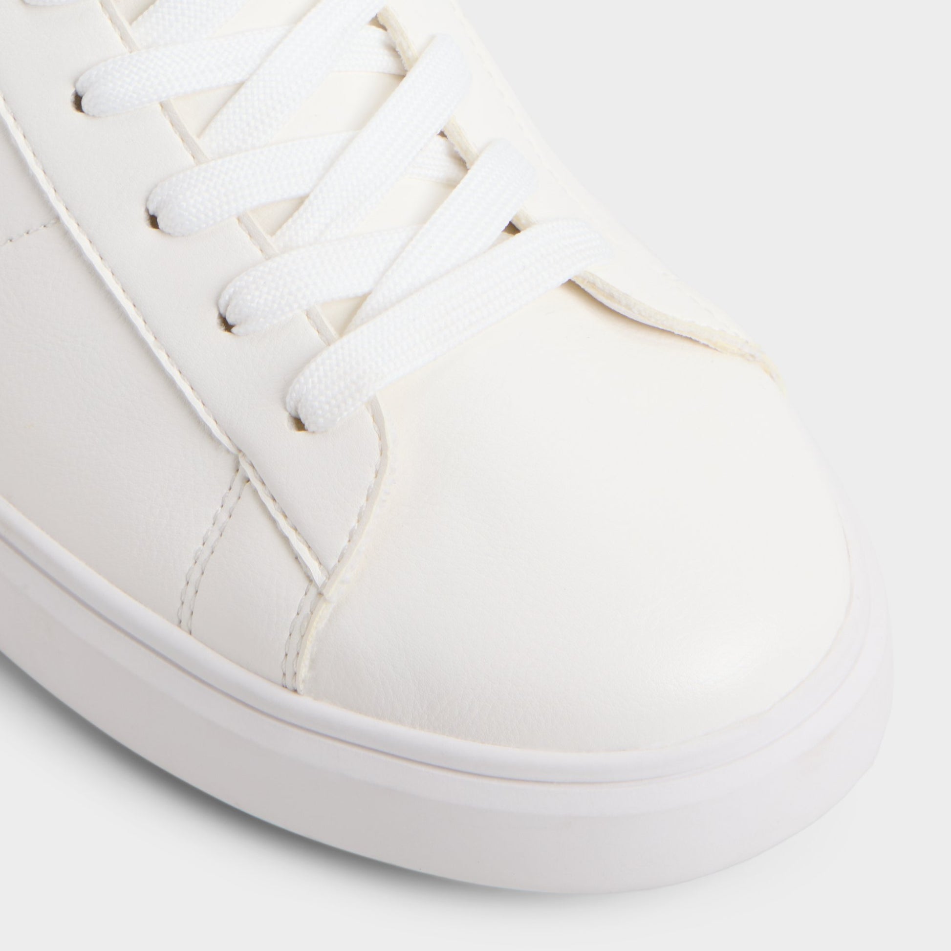 Close-up of the White Toby High top sneaker