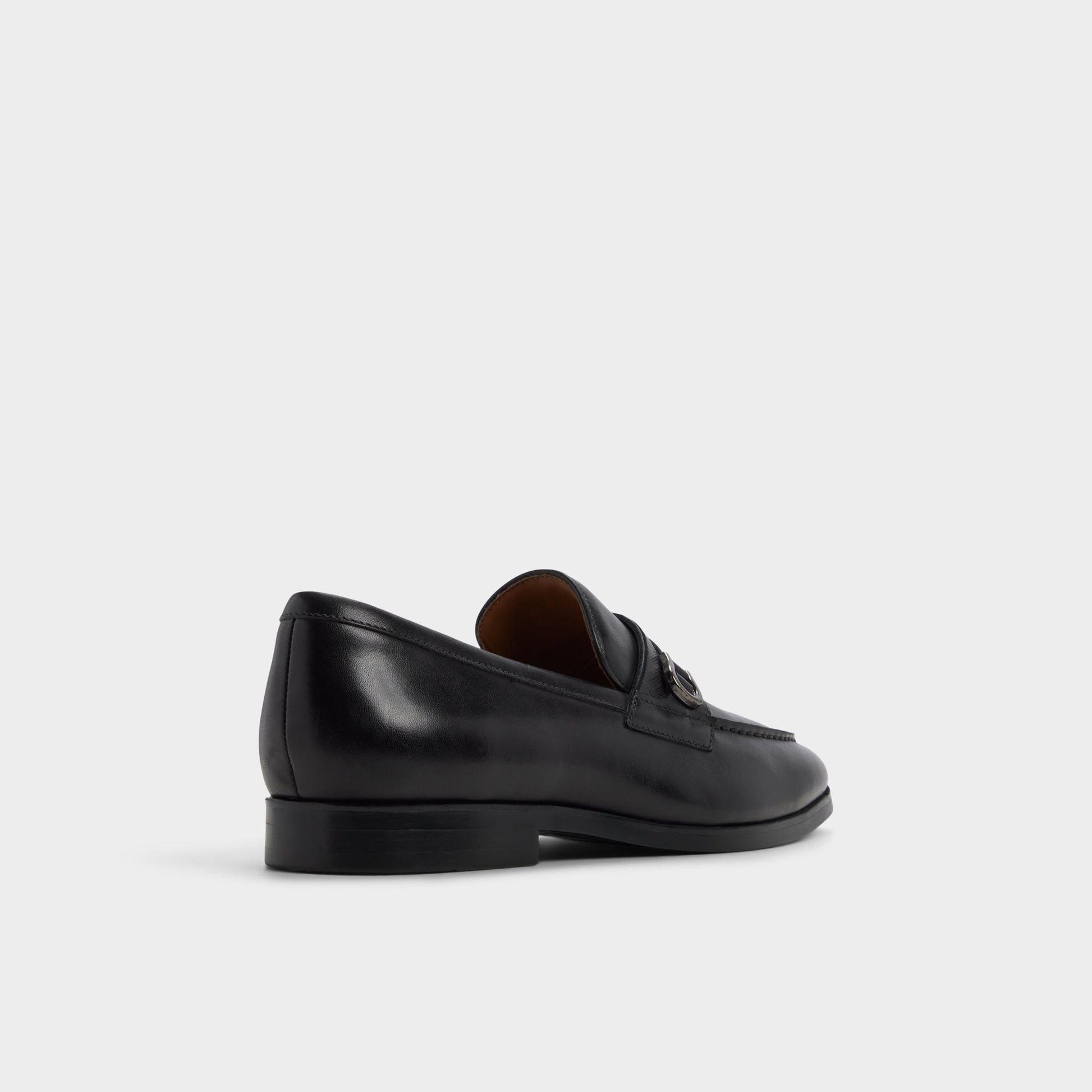 Three-quarter angle of Black Stanly Loafer's back side