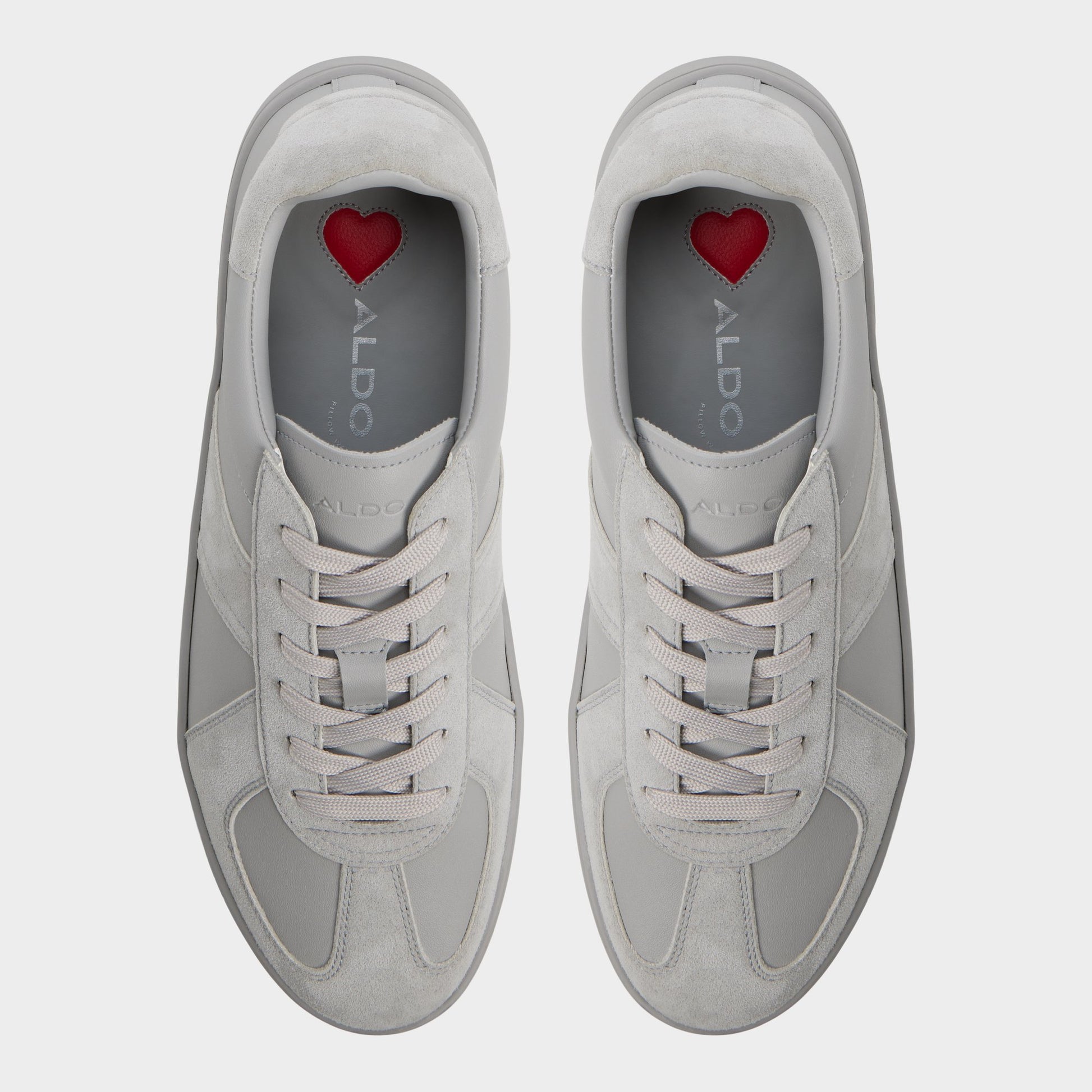 Top-down view of the Grey Nikolas Low top sneaker