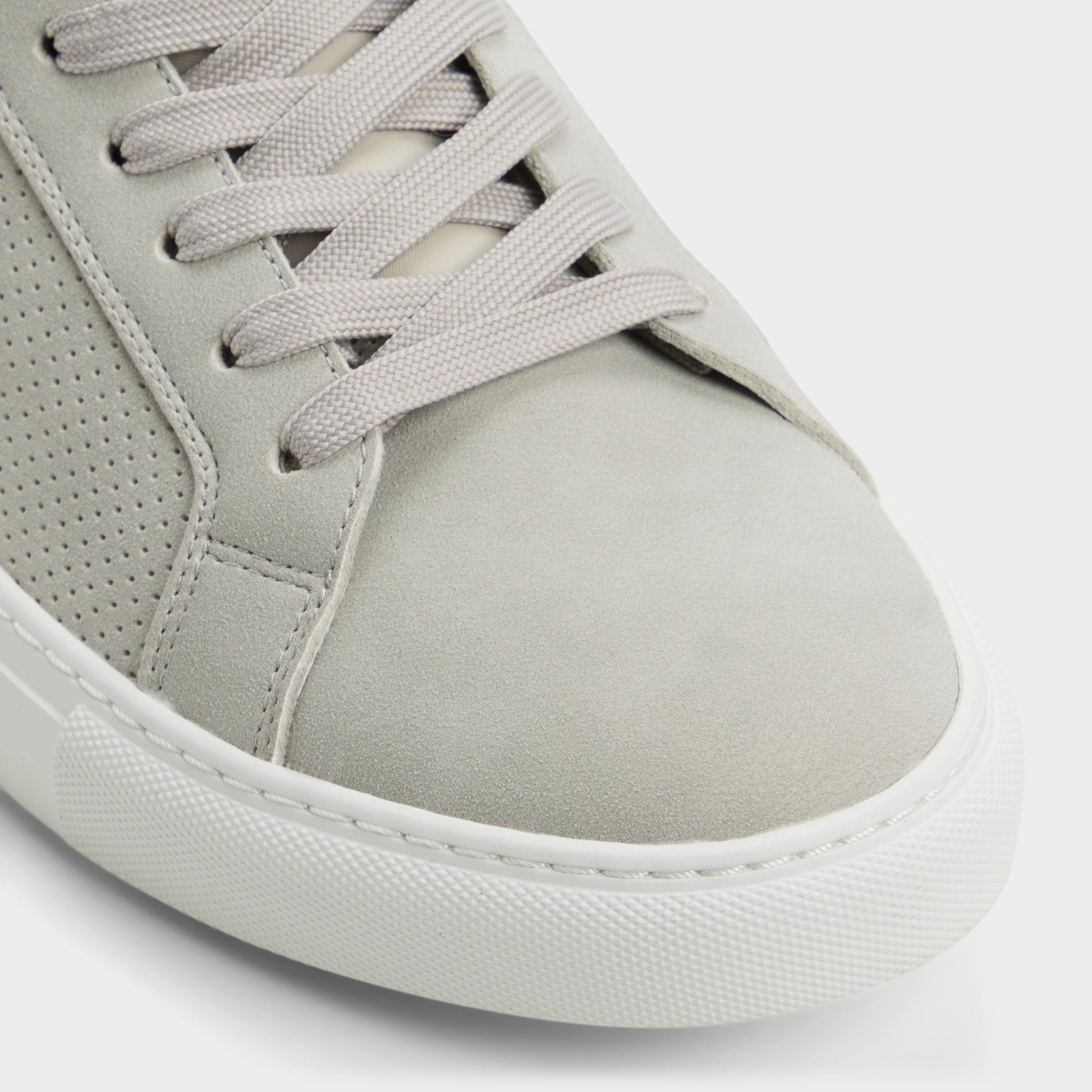 Close-up of the Light grey Xavier