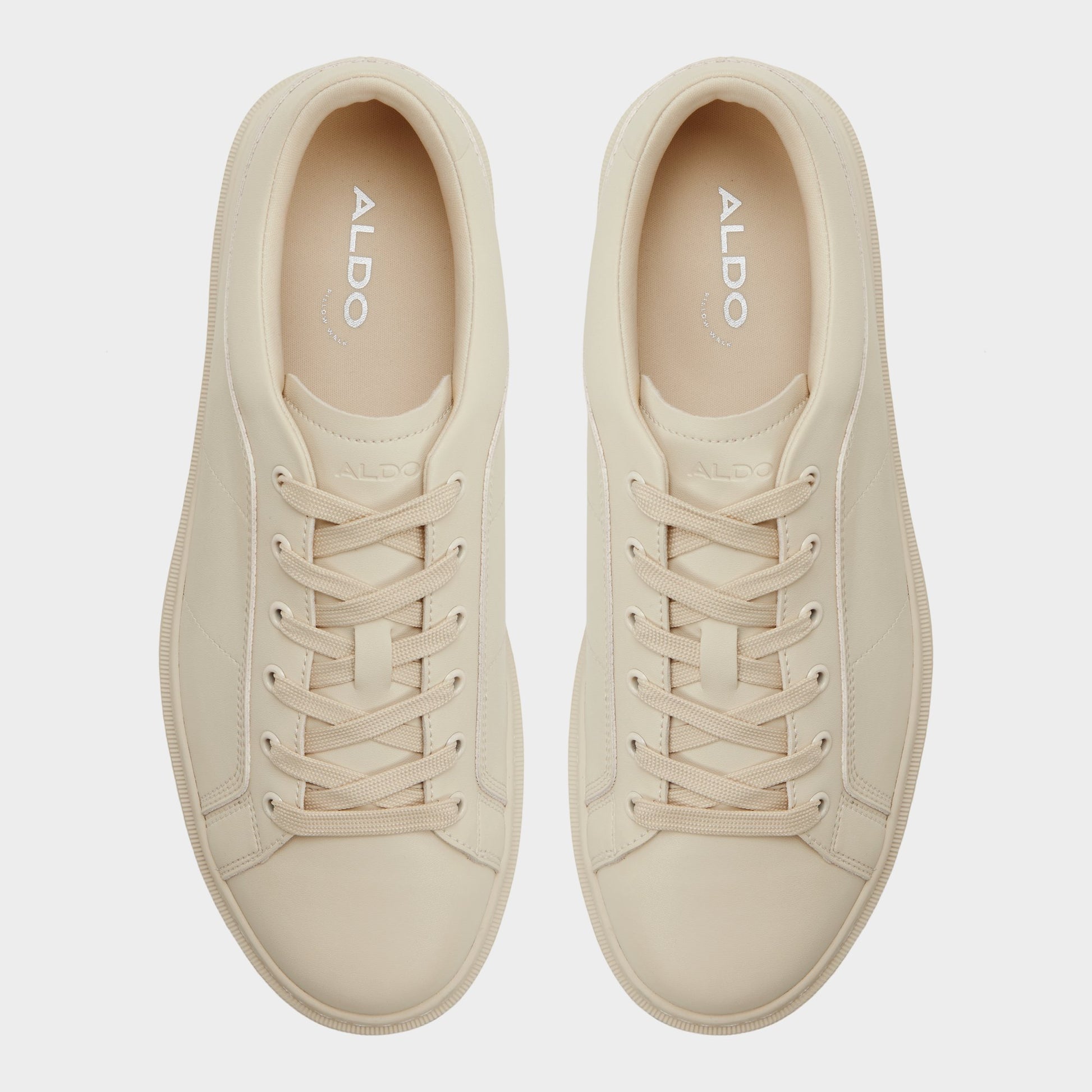 Top-down view of the White/bone Citysneaker Low top sneaker