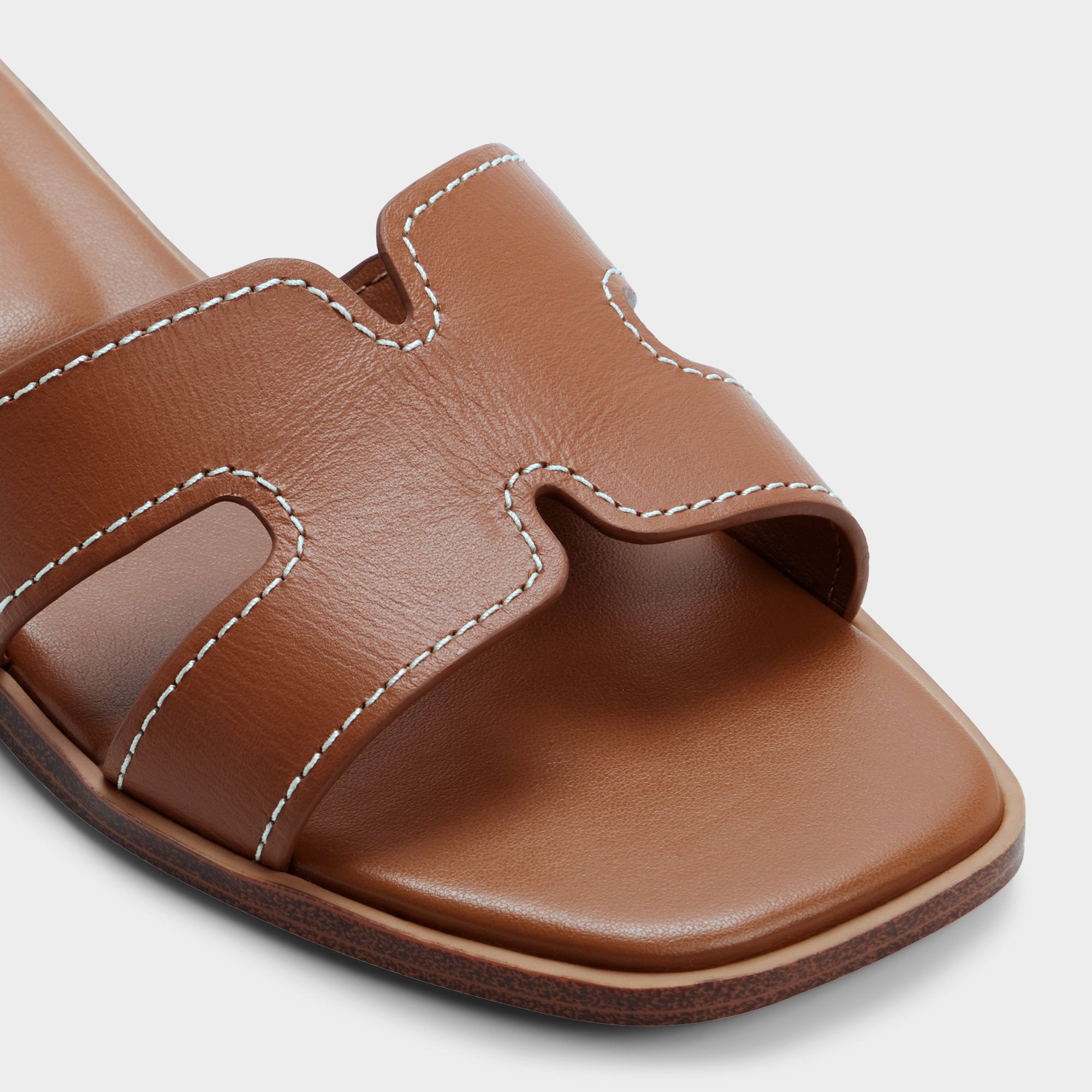 Itsandalb – Women Medium brown Slide sandal - ALDO