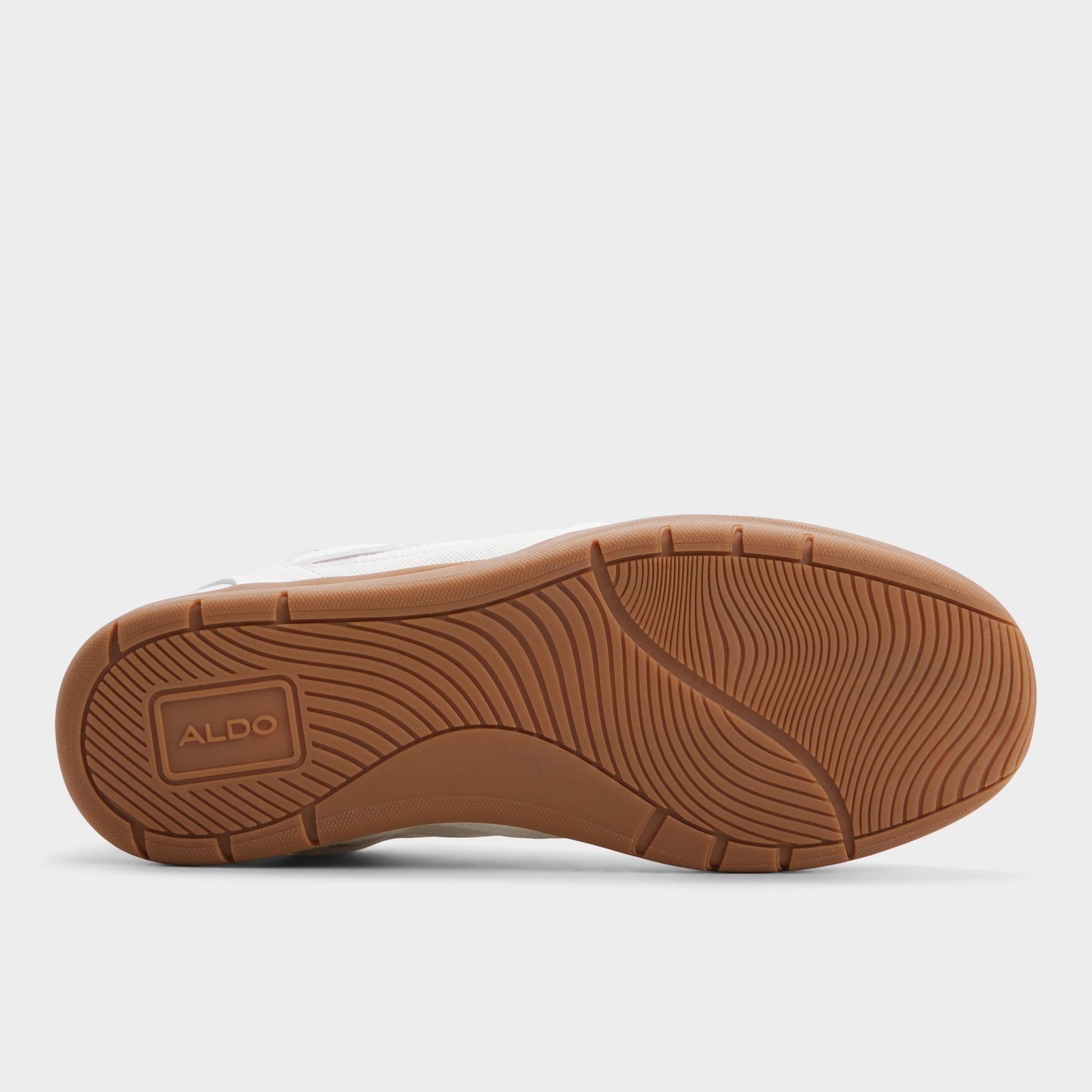 View of White Jendaya 's sole