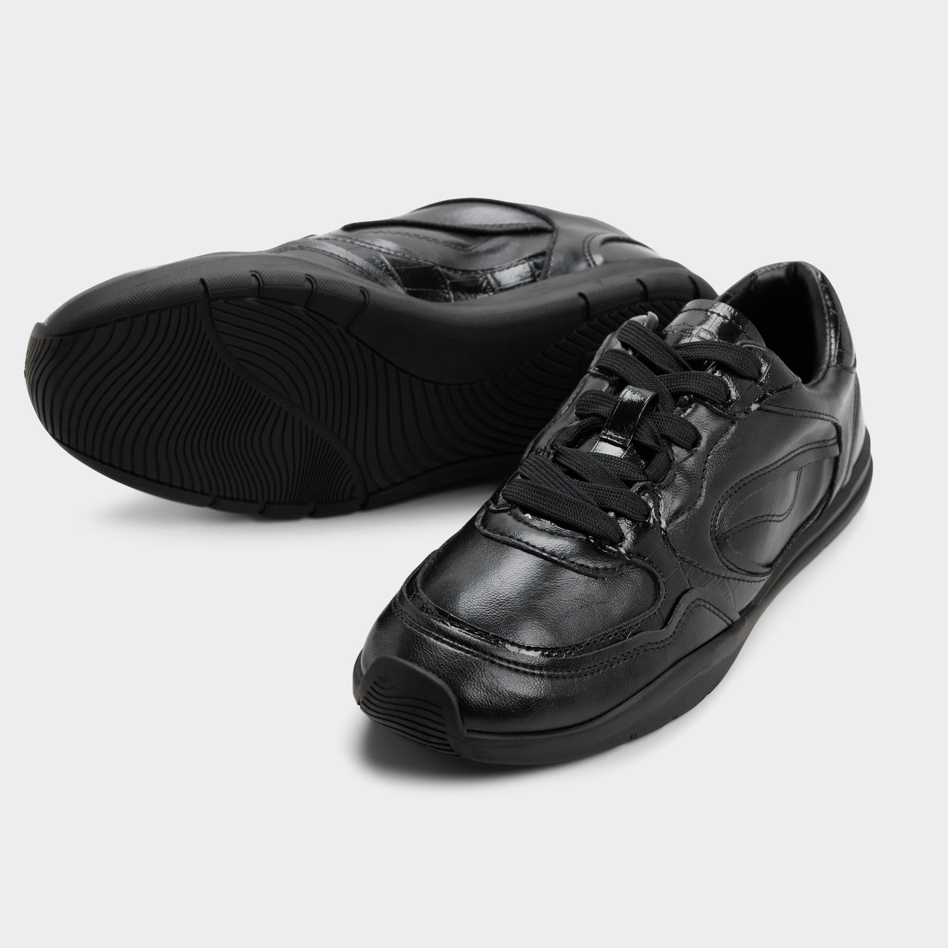 Highlighted view of a pair of Black Jendaya s