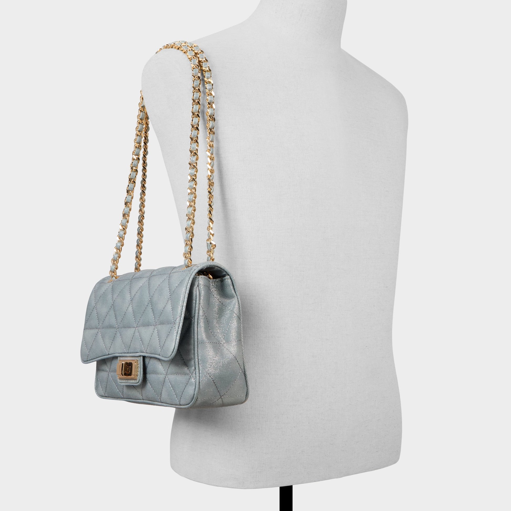 Product media for Bellabagg