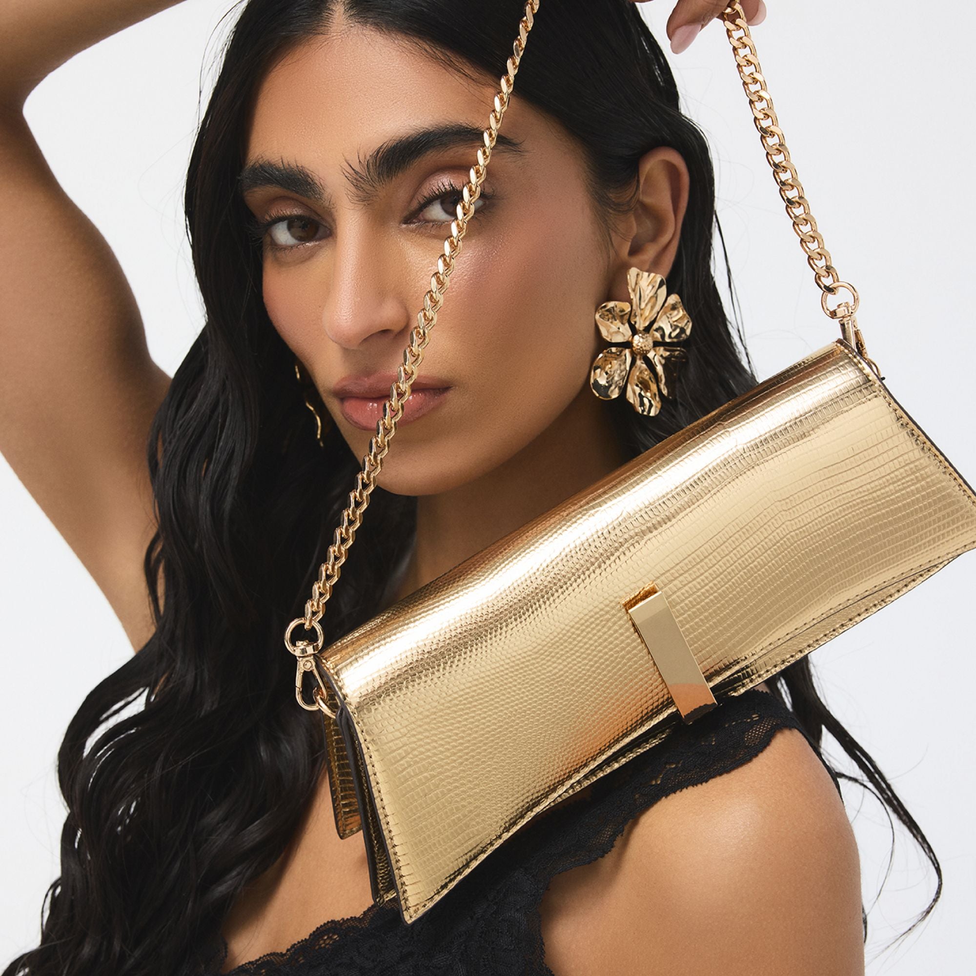 Mmychaelaa – Women Gold Clutch - ALDO