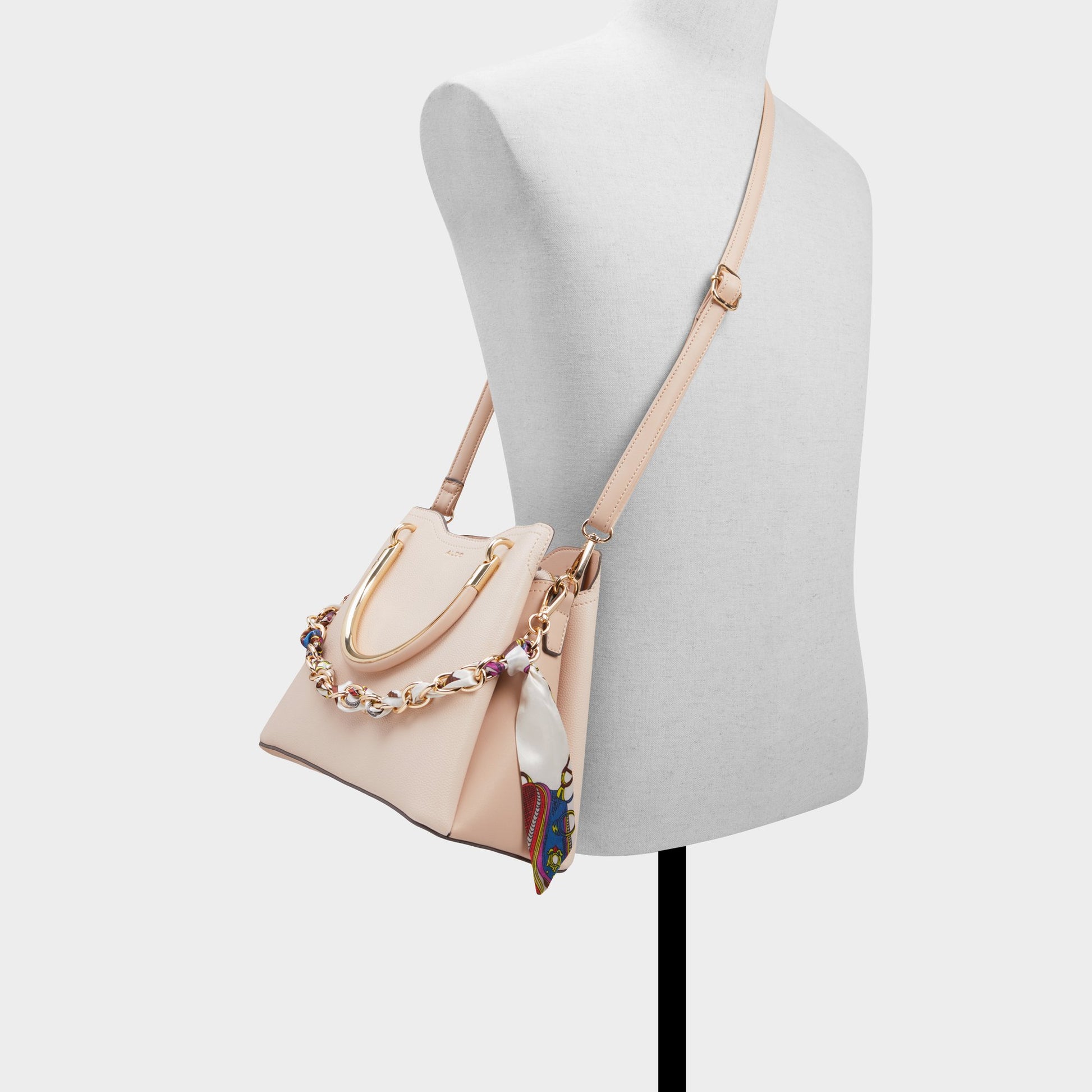 Product media for Arrayann