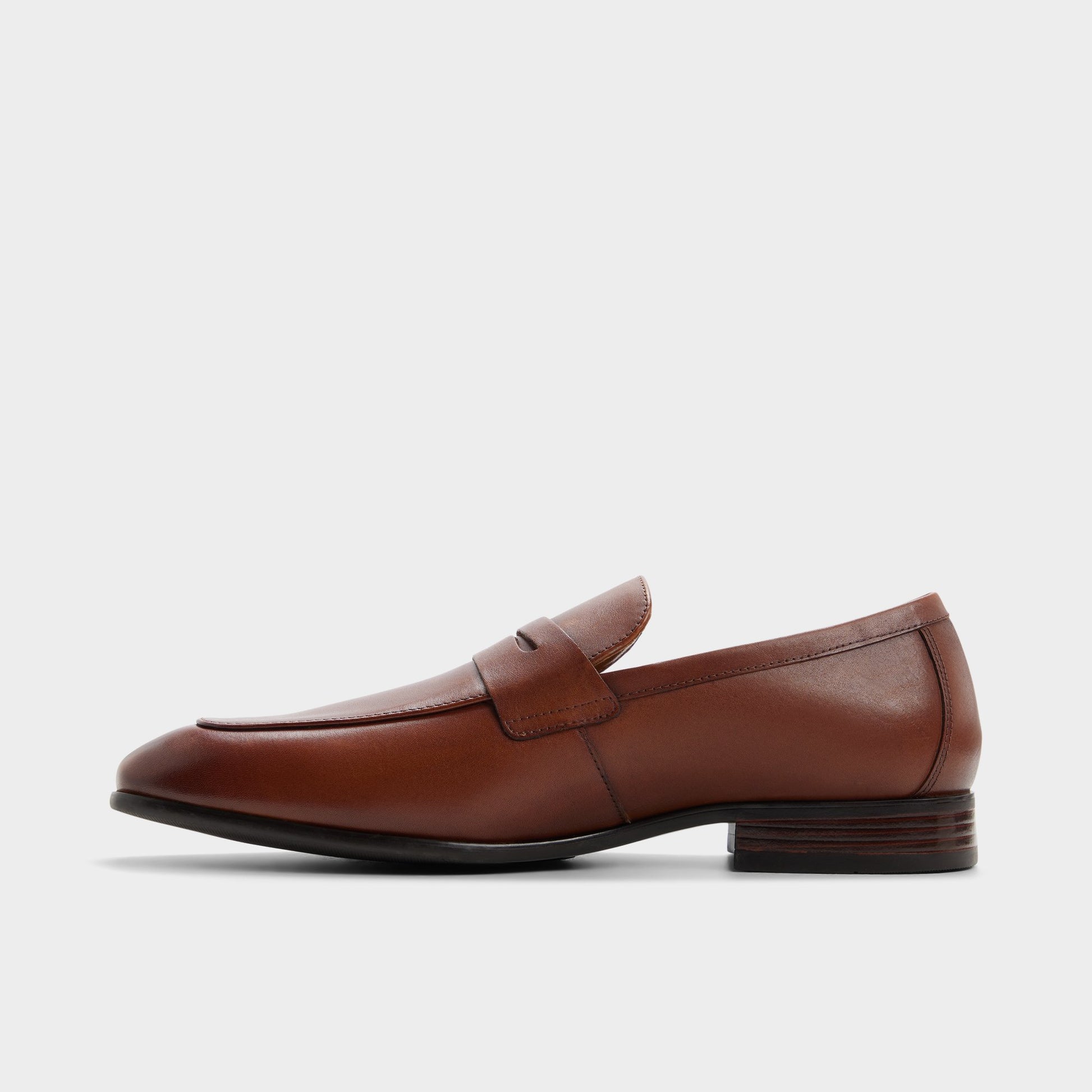 Side view of Cognac Beason Loafer