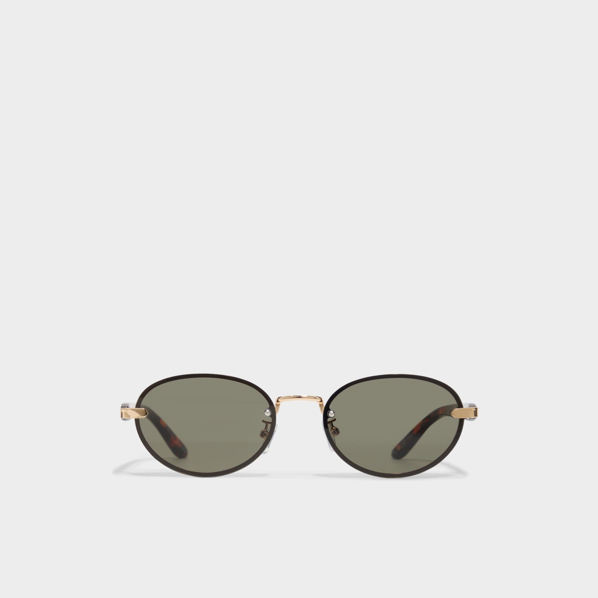 Product media for Alicee