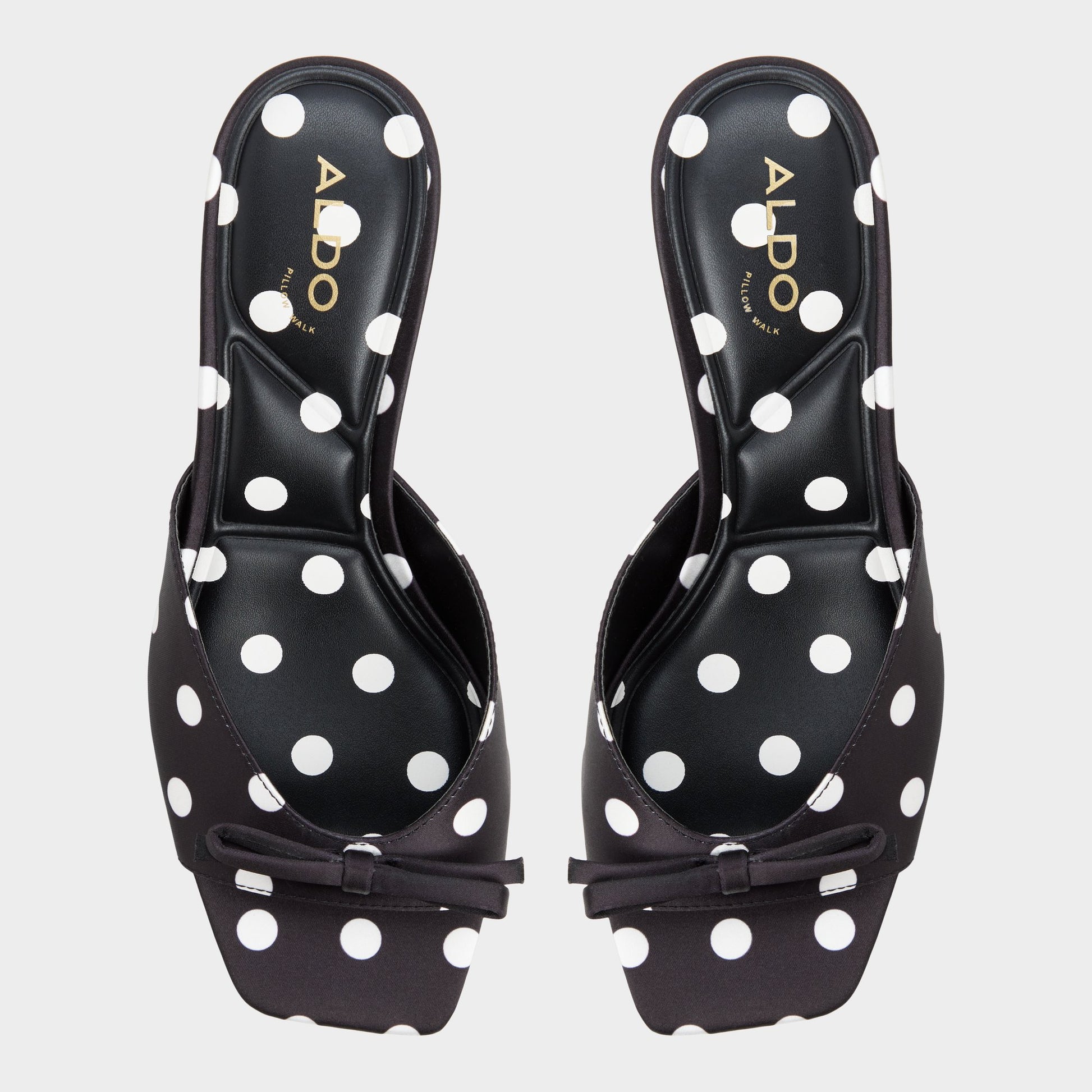 Top-down view of the Black/white Belerose Heeled mule