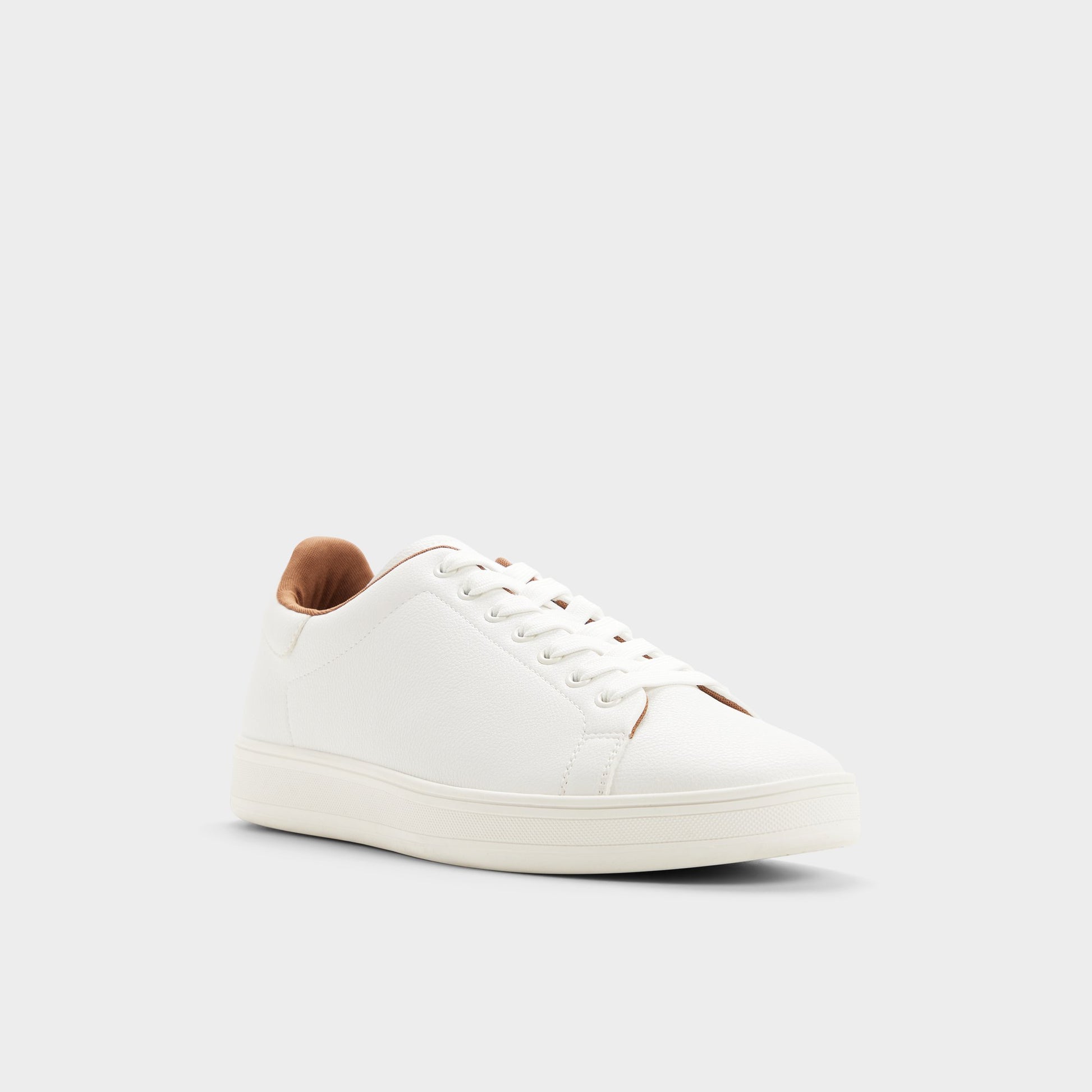 Three-quarter angle of White Grit Low top sneaker's front side