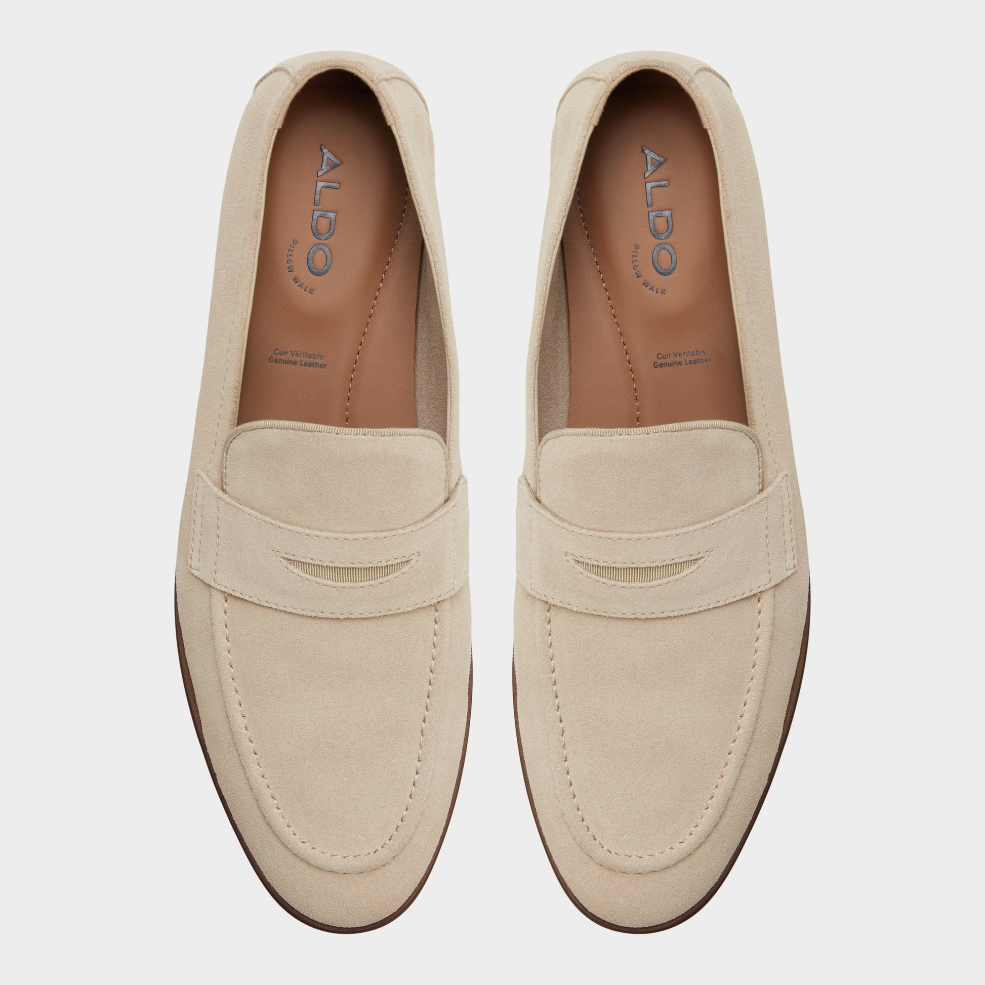 Top-down view of the Medium beige Journey Loafer