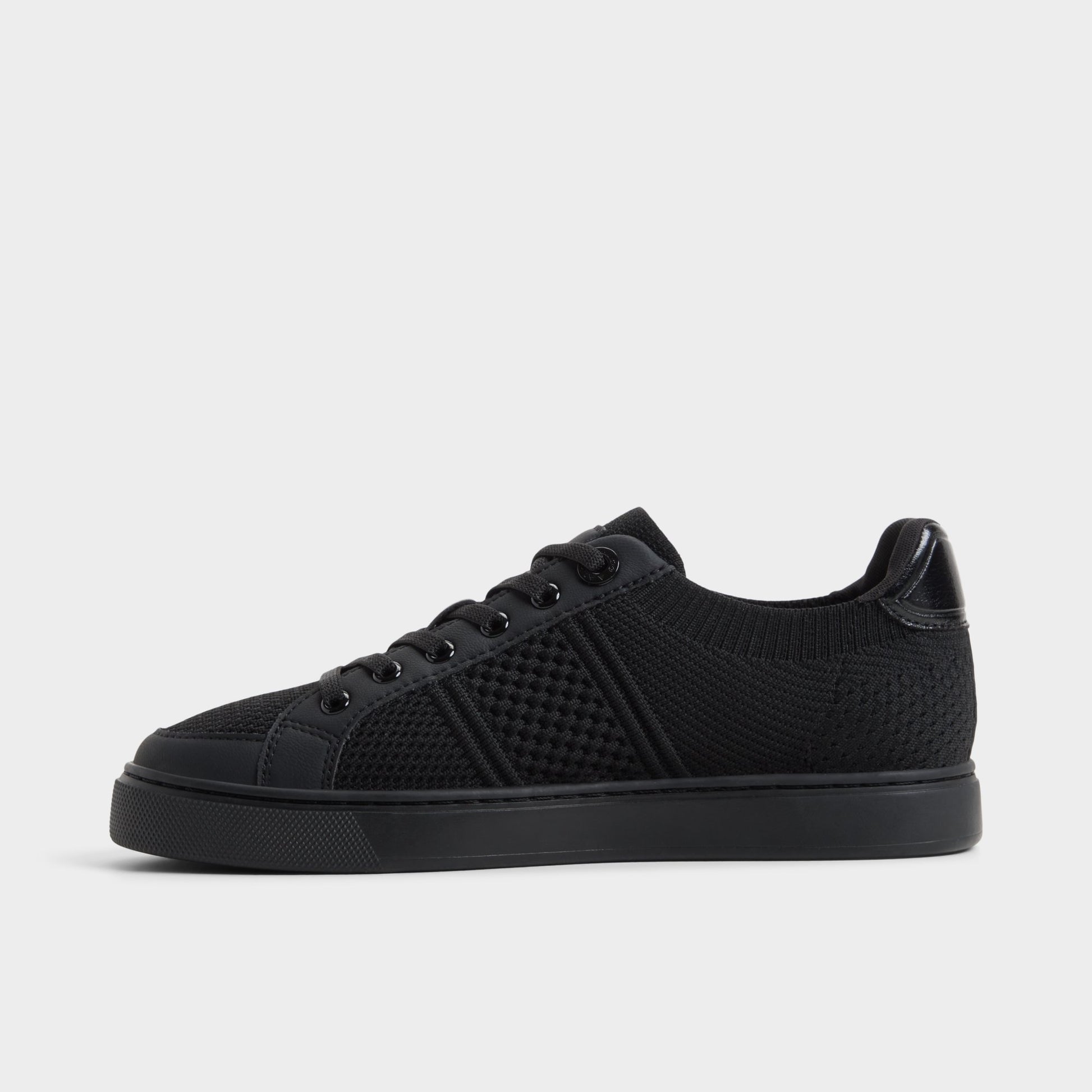 Side view of Black Criehar Sneaker
