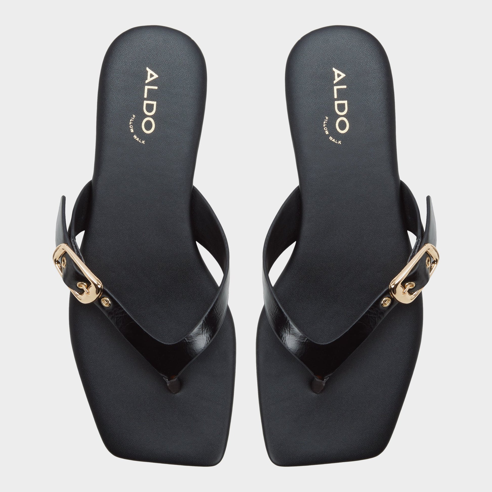 Vue de dessus de la Noir Leonnia Sandale tong