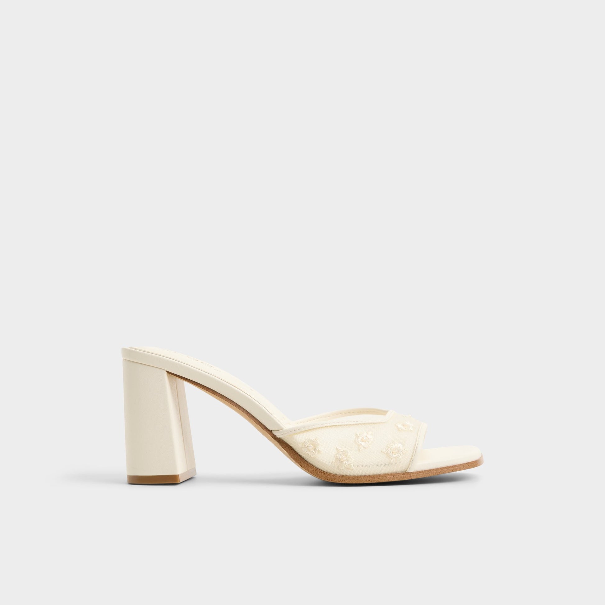 Vue principale de Autre Blanc Lisarae Sandale à talon haut pour Femmes