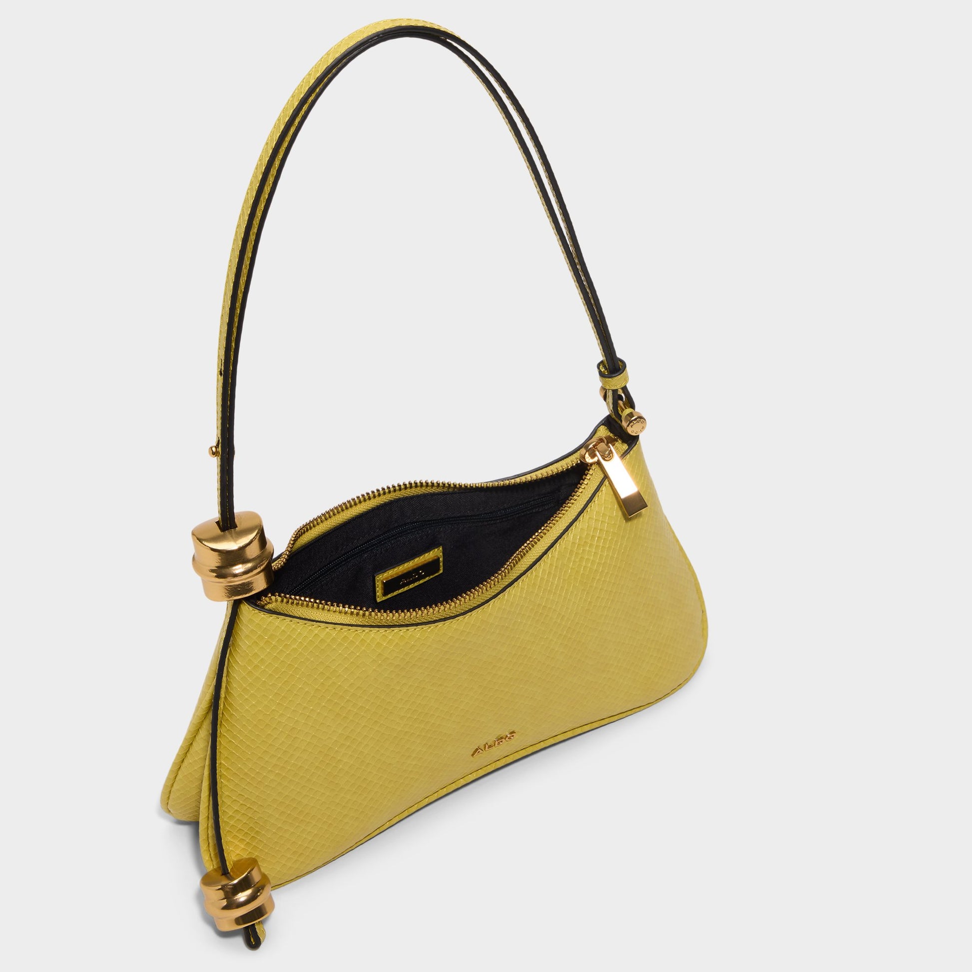 Product media for Amelliee