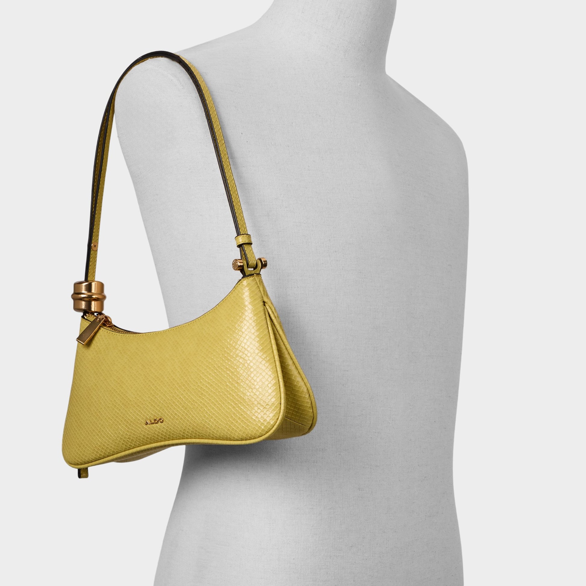 Product media for Amelliee