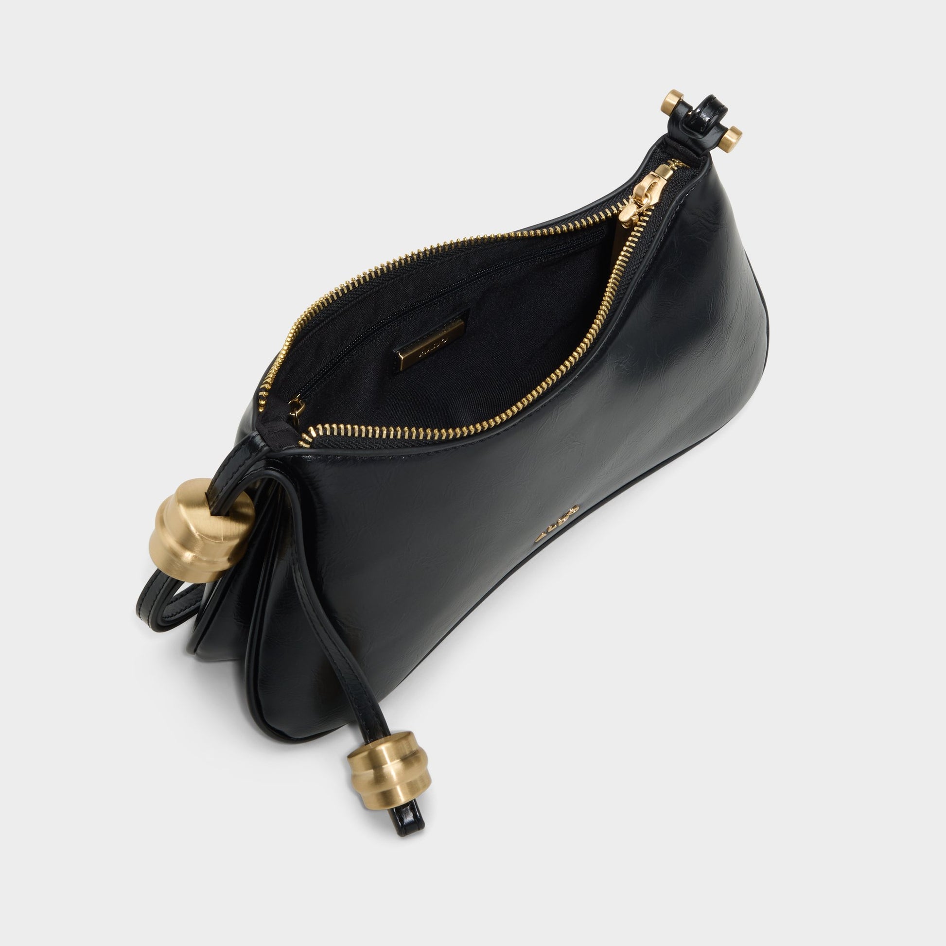 Product media for Amelliee