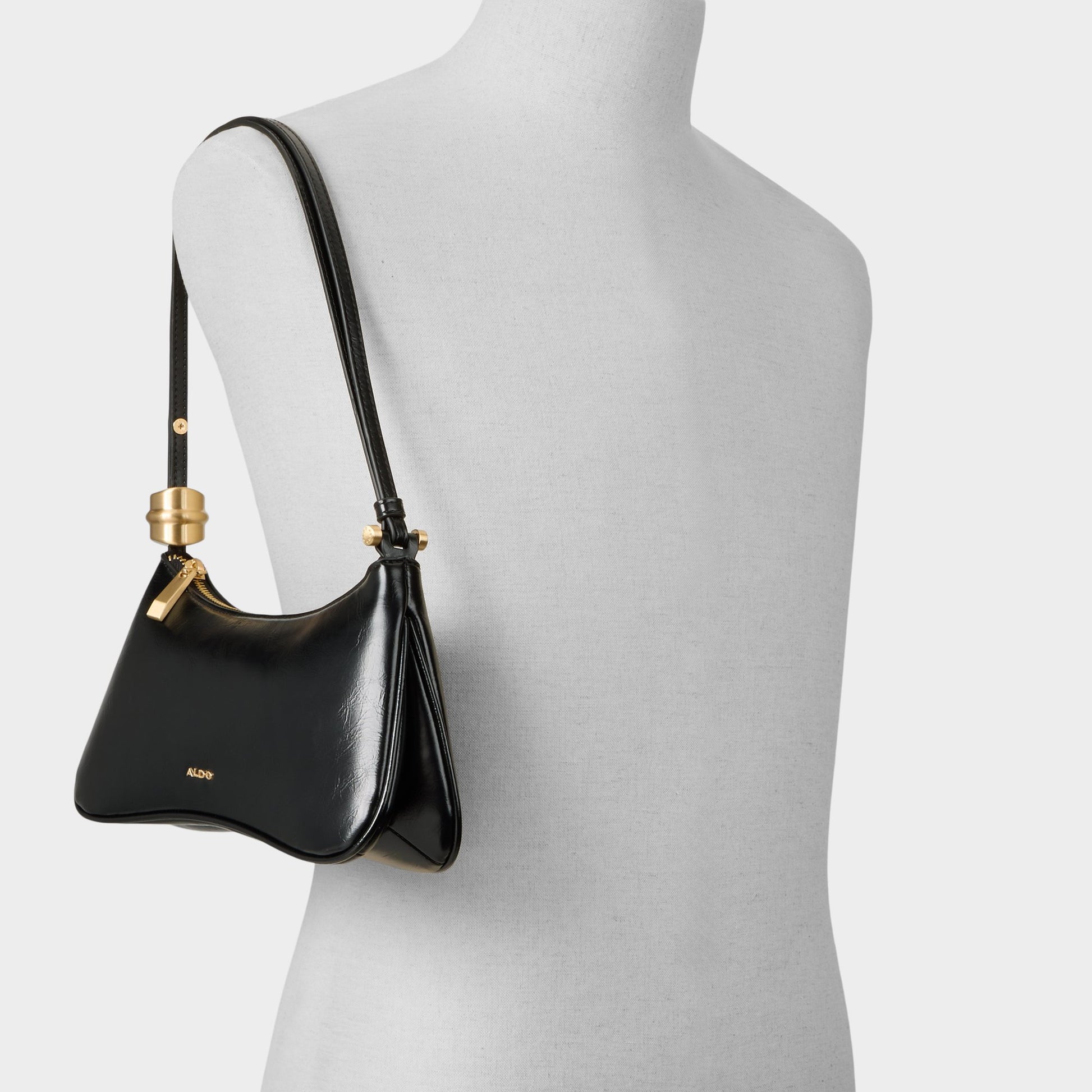 Product media for Amelliee