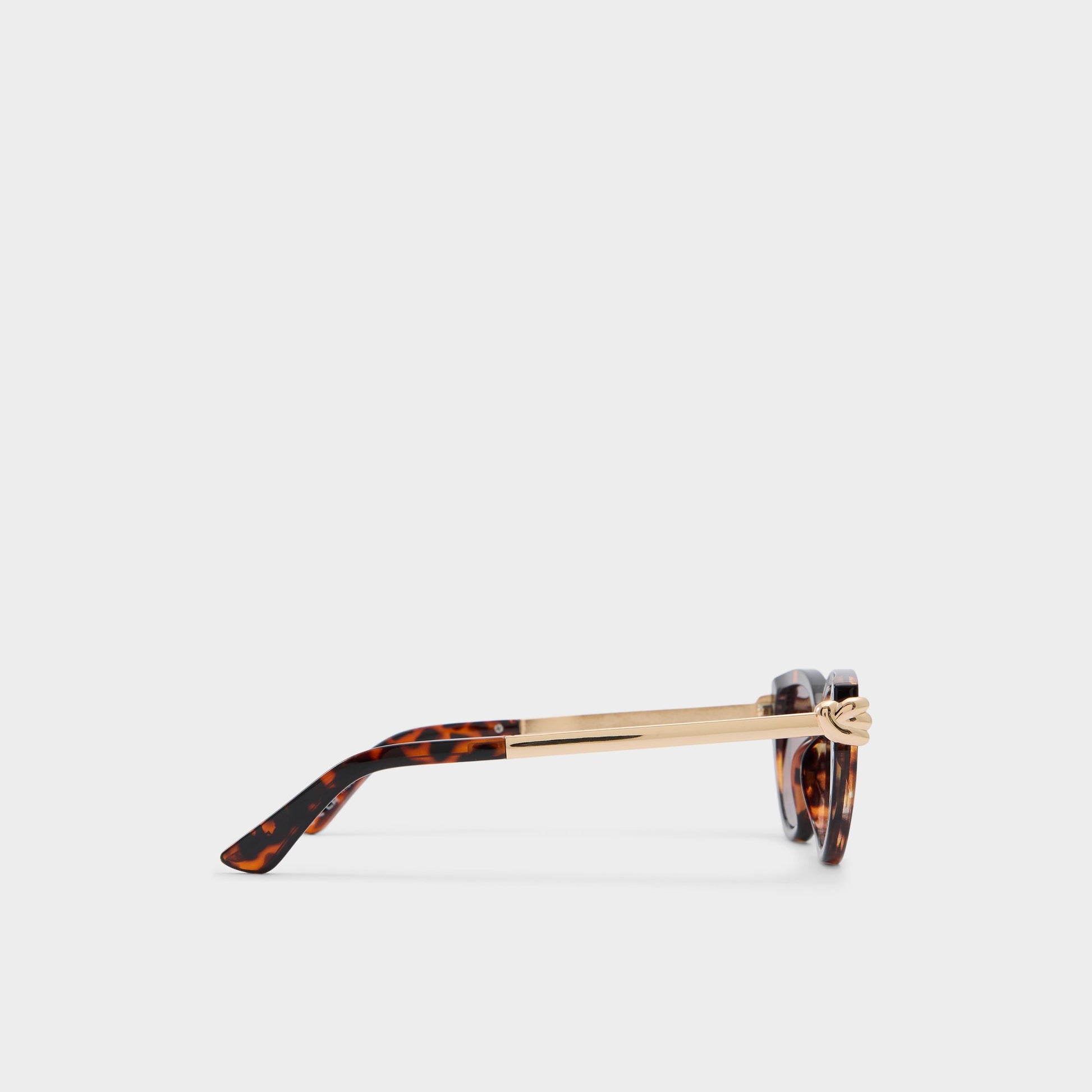 Product media for Gaya