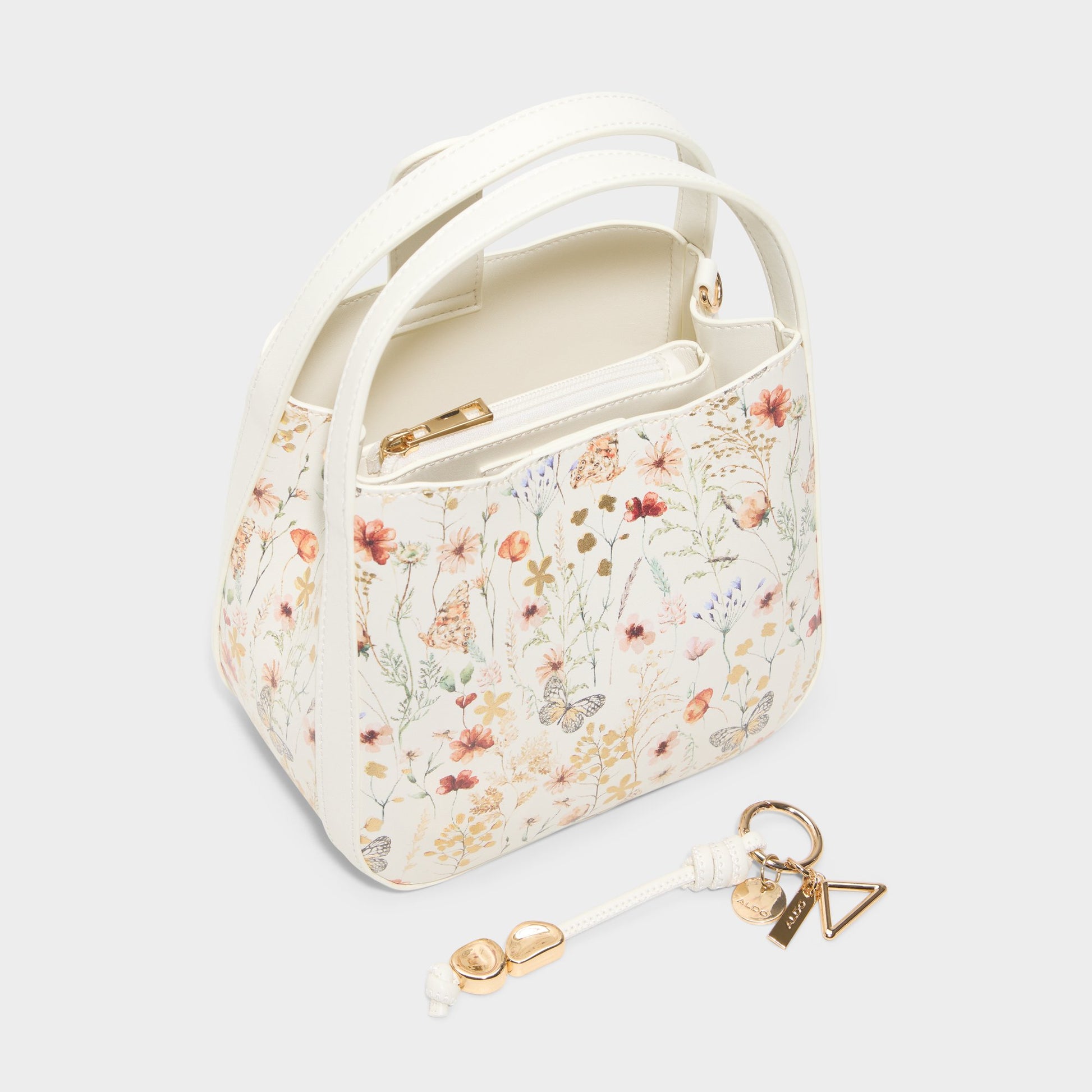 Product media for Auralilyy