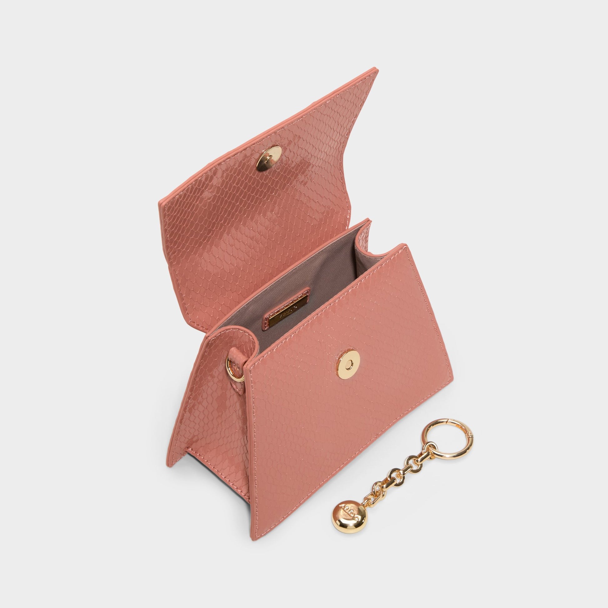 Product media for Cierraa