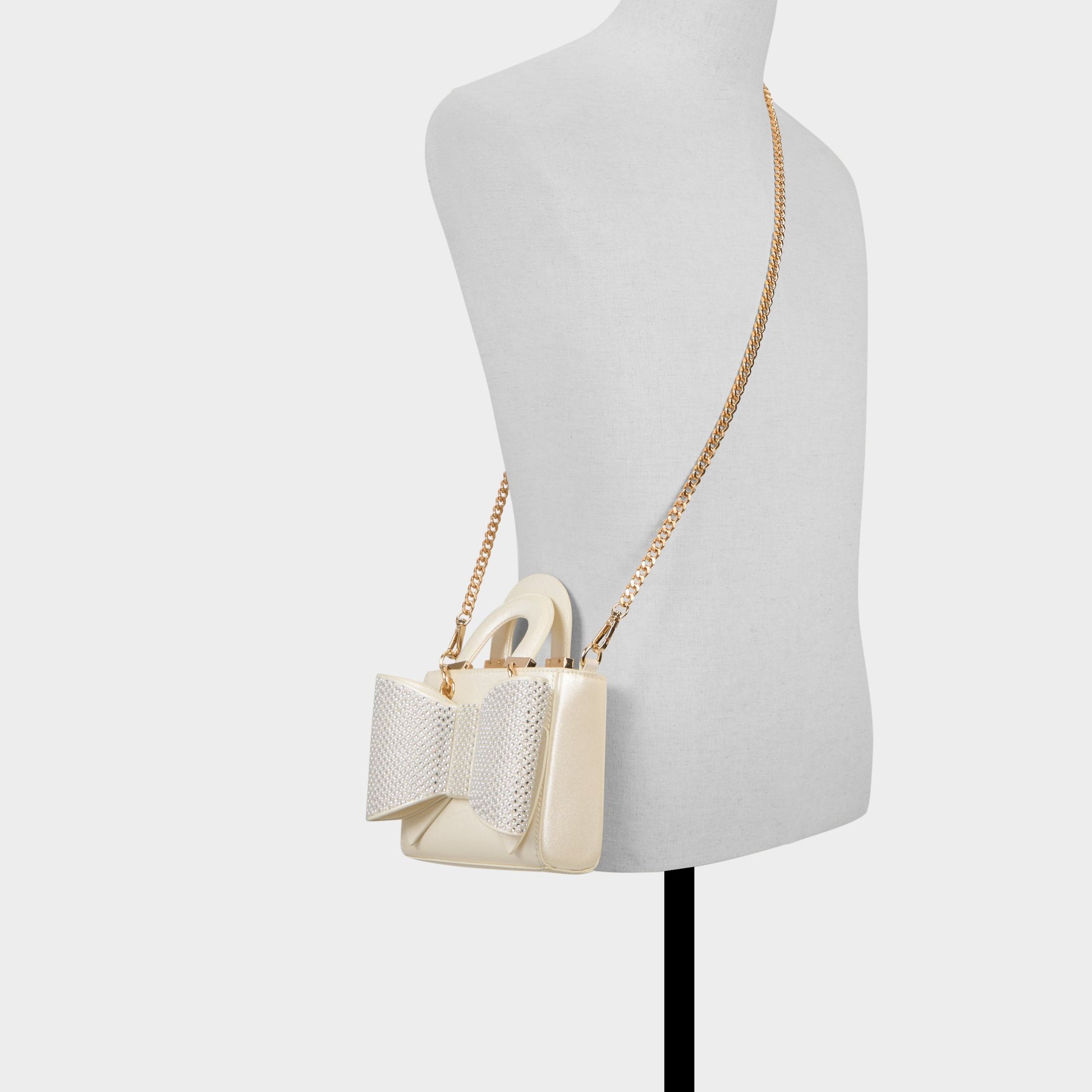 Product media for Nadieaa