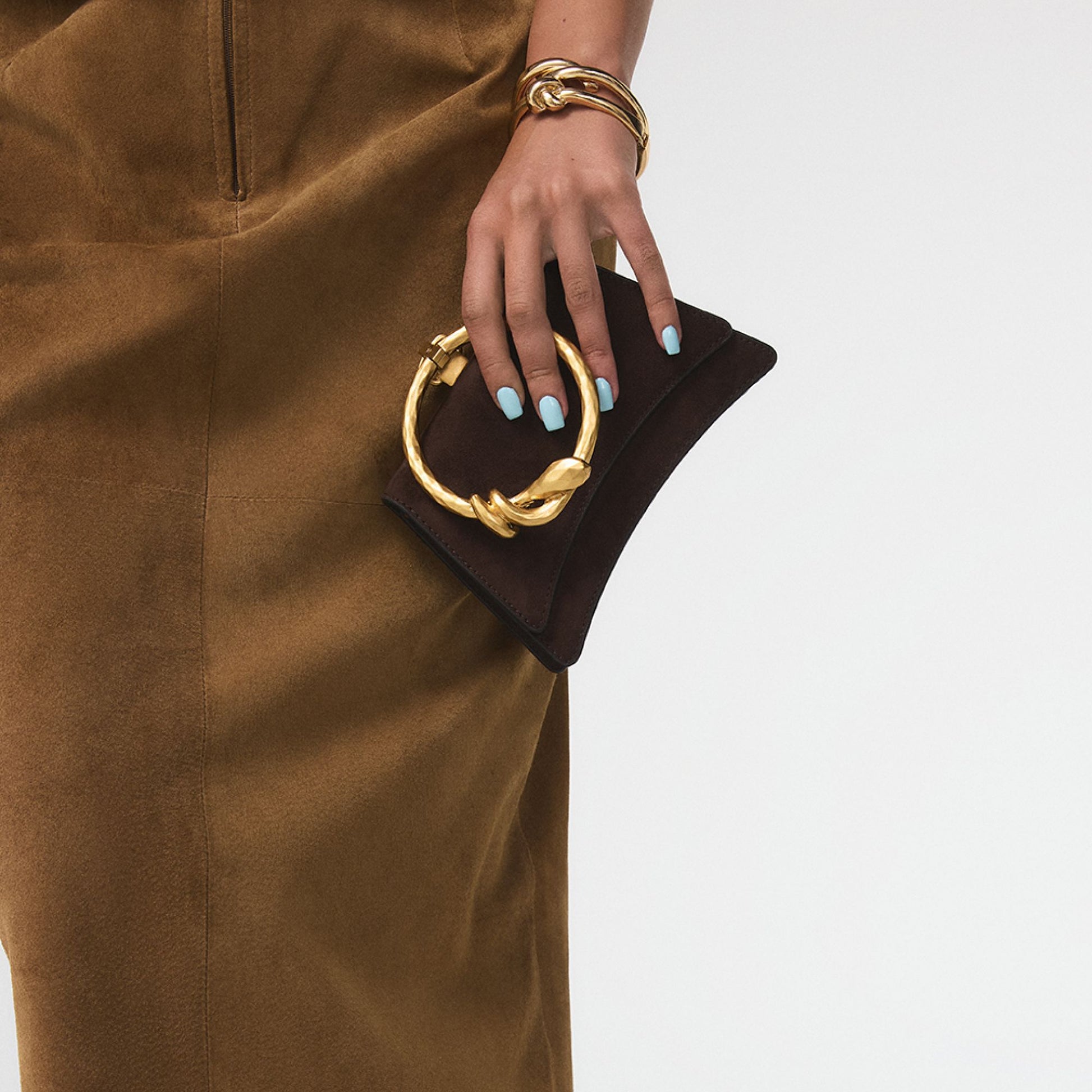 Product media for Elloriaa