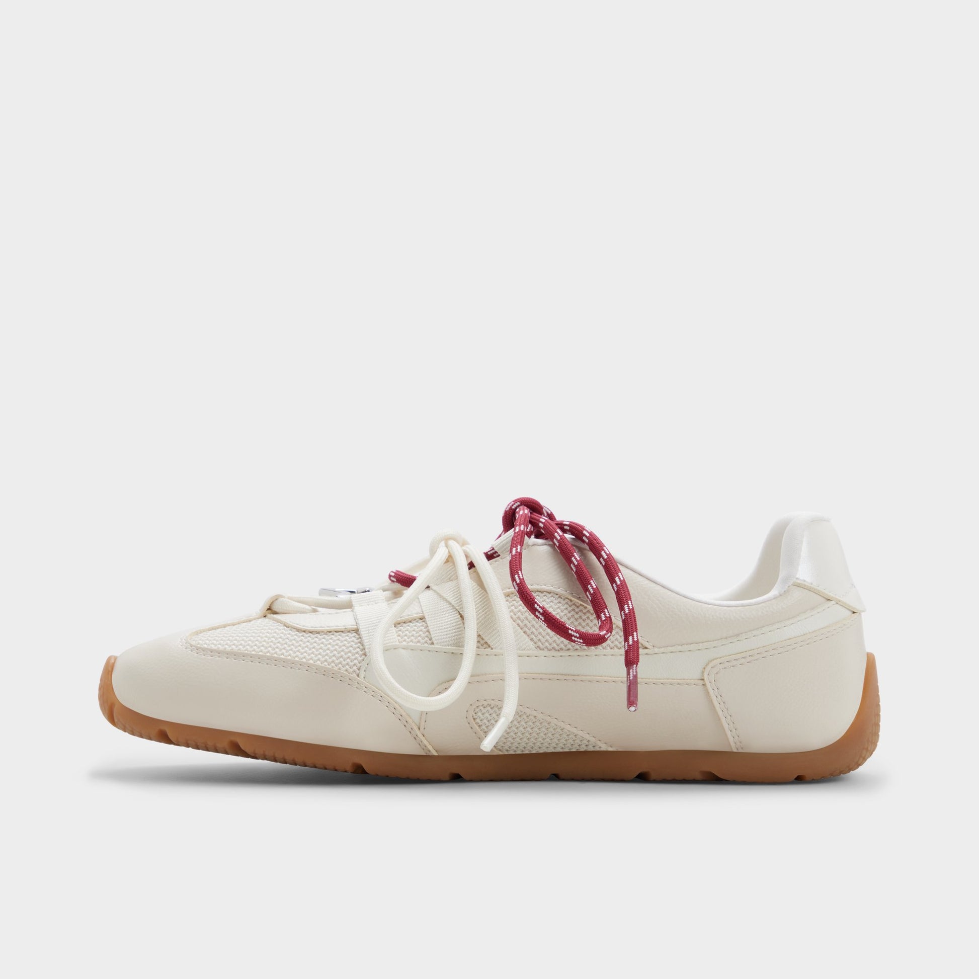 Side view of White/bone Prima